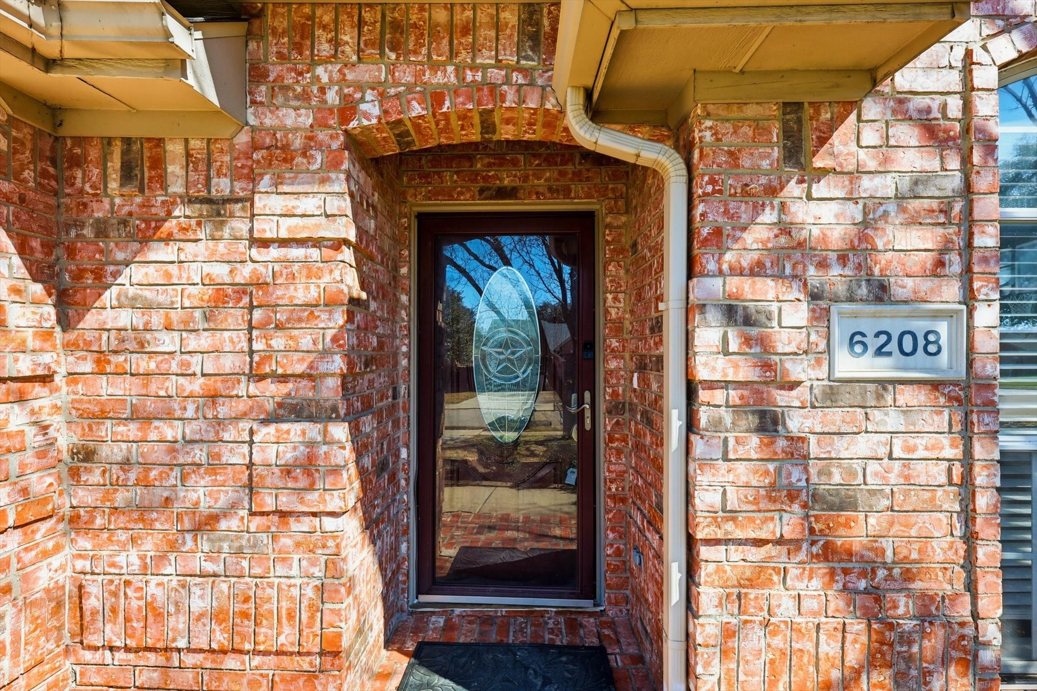 6208 Eagle Creek Drive