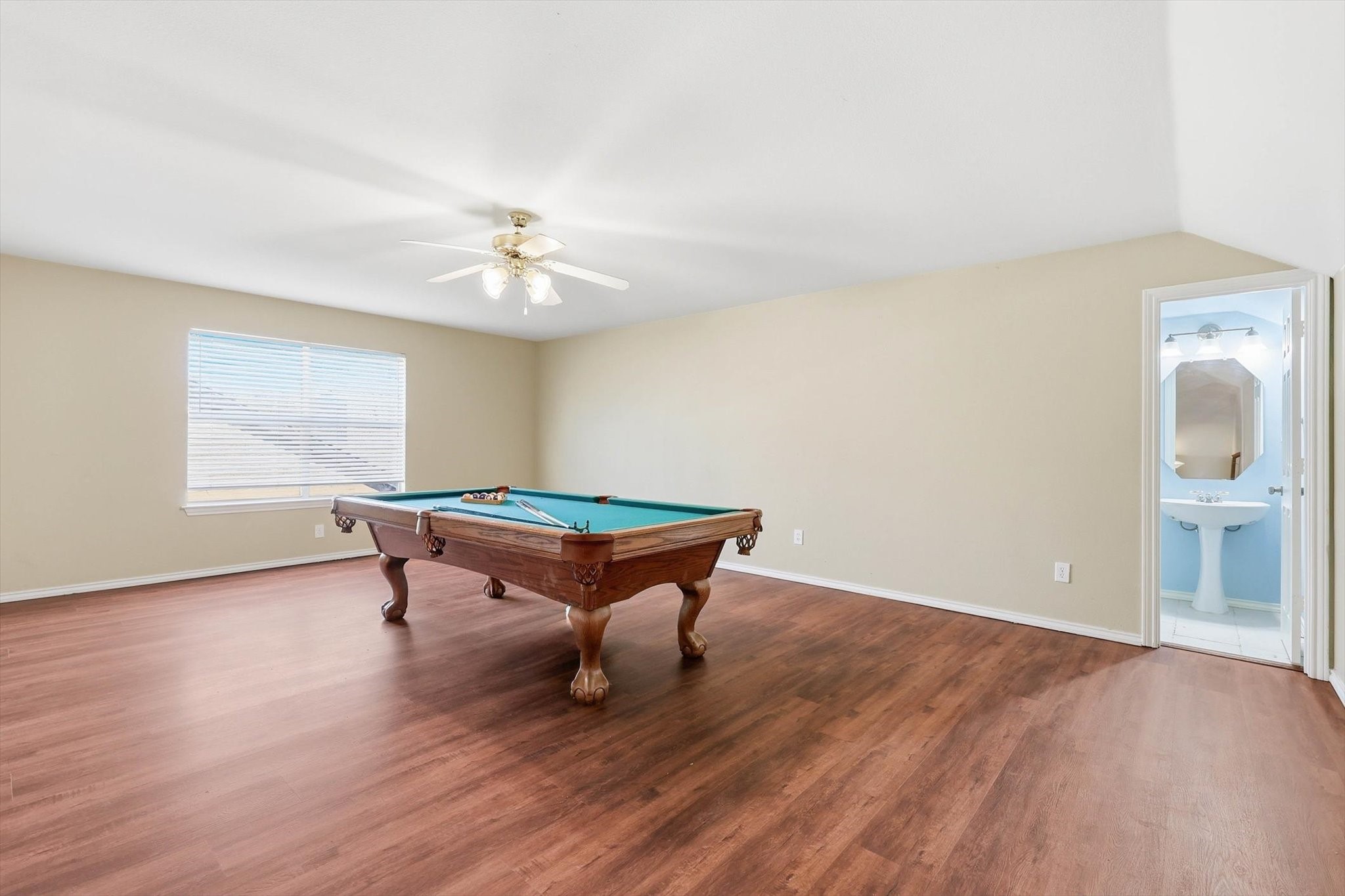 6208 Eagle Creek Drive