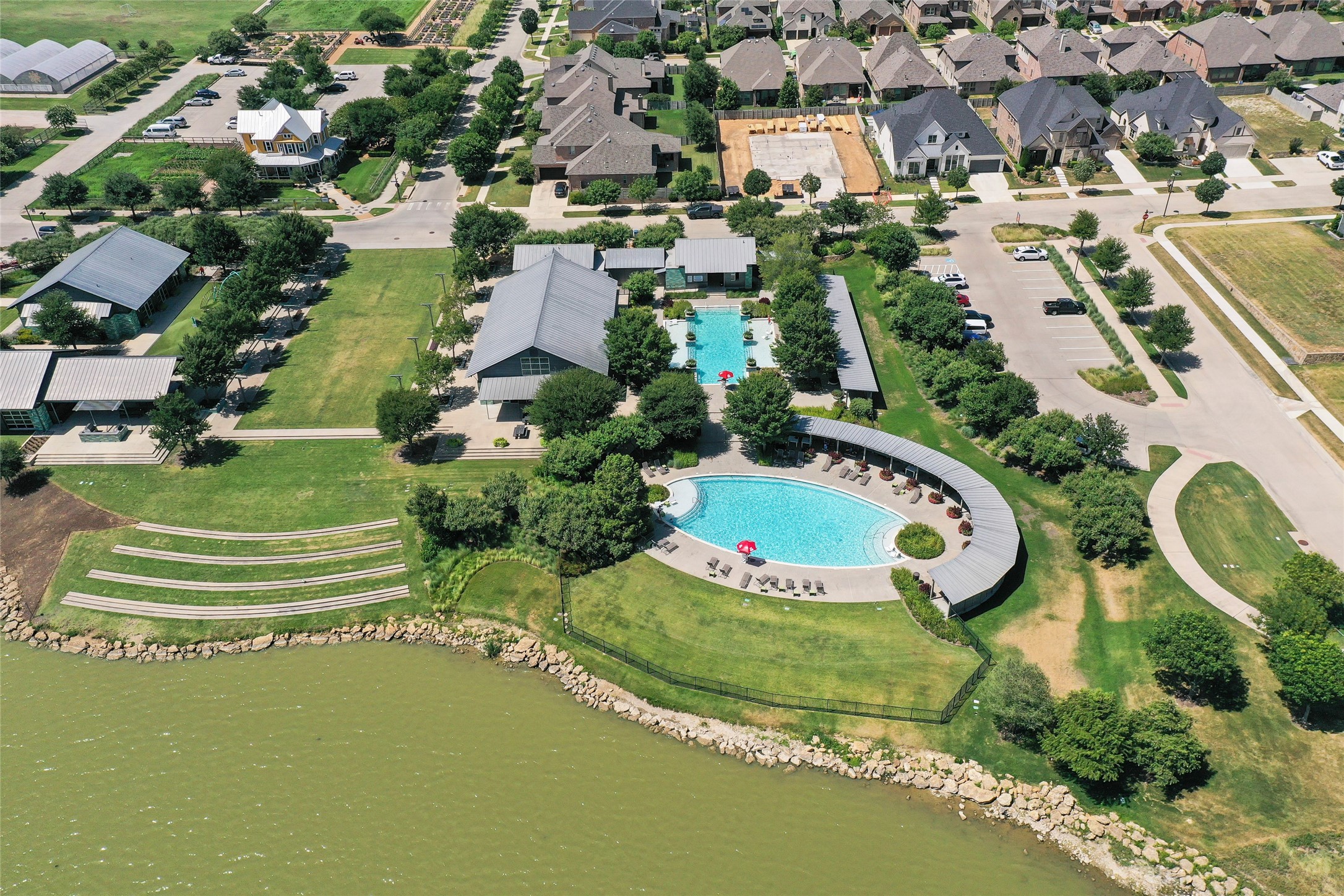 320 Parkside Drive