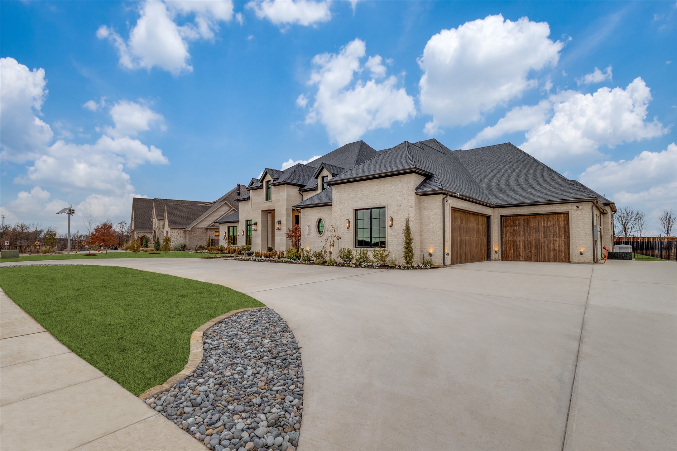 3516 Fairway Drive