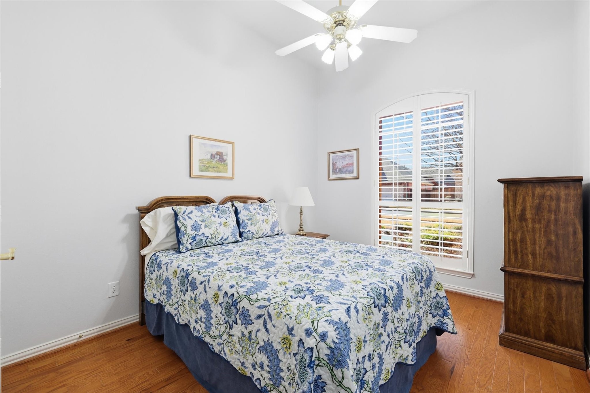 608 Crestbrook Drive