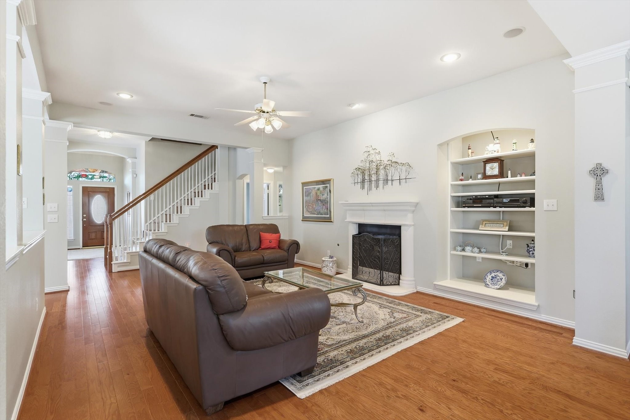 608 Crestbrook Drive