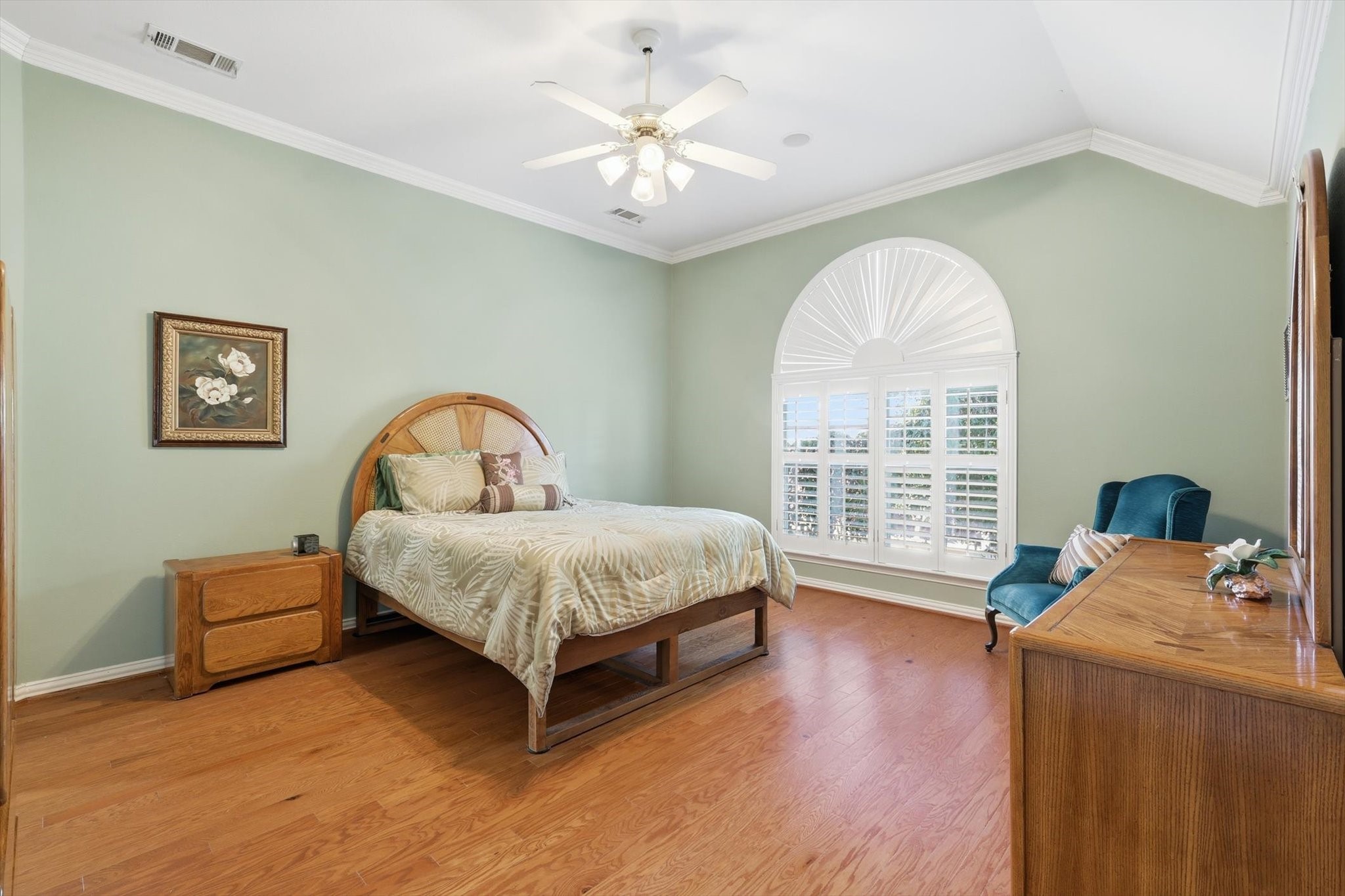 608 Crestbrook Drive