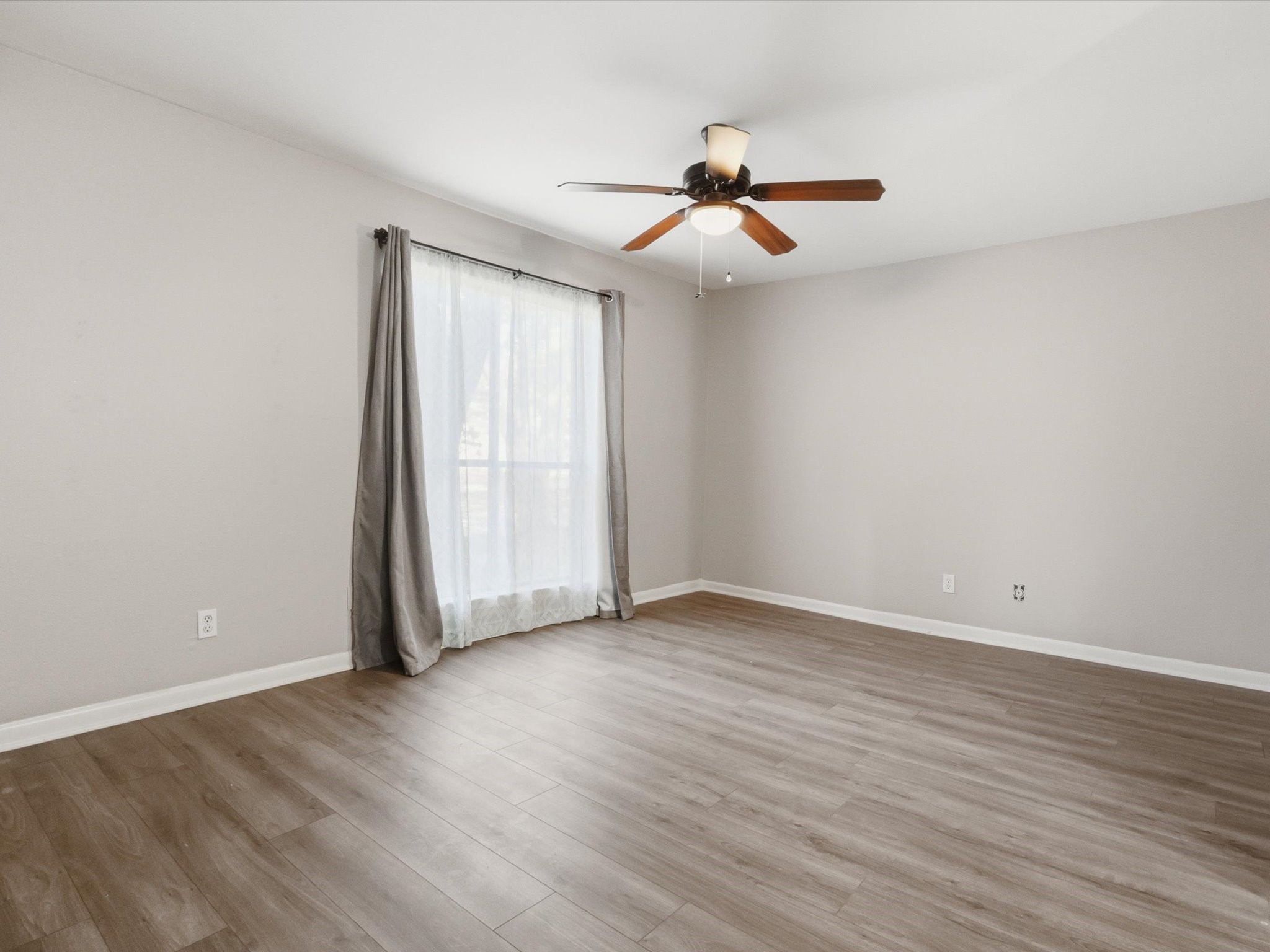 2713 Meadowstone Court