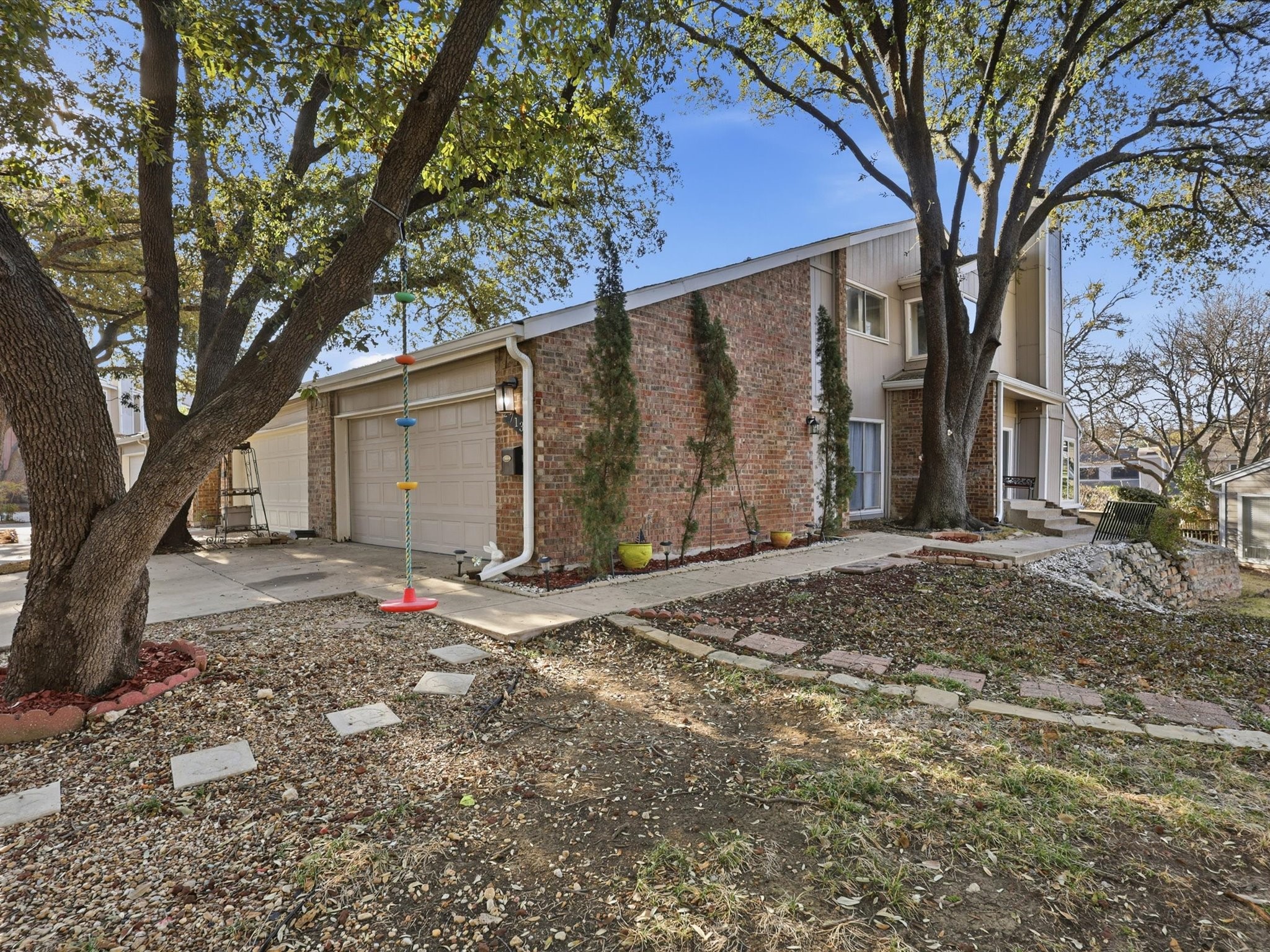 2713 Meadowstone Court