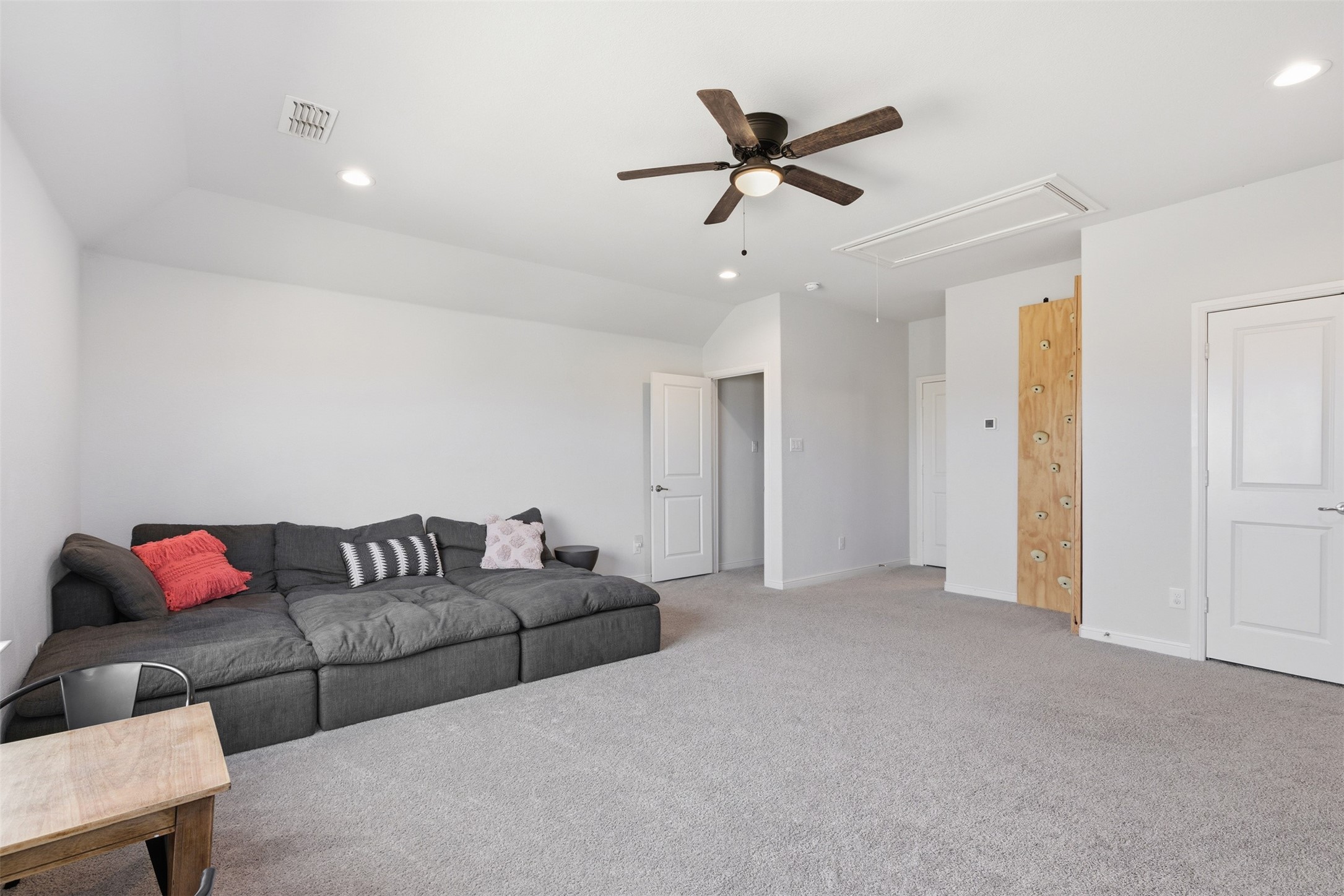 1109 Scotney Lane