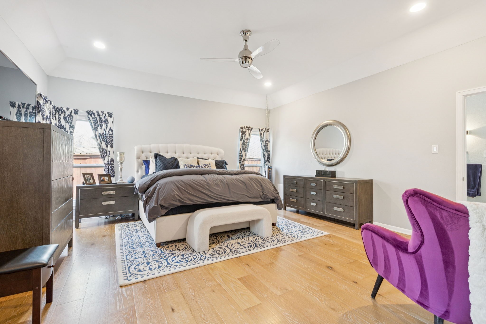 2706 Shady Hill Court