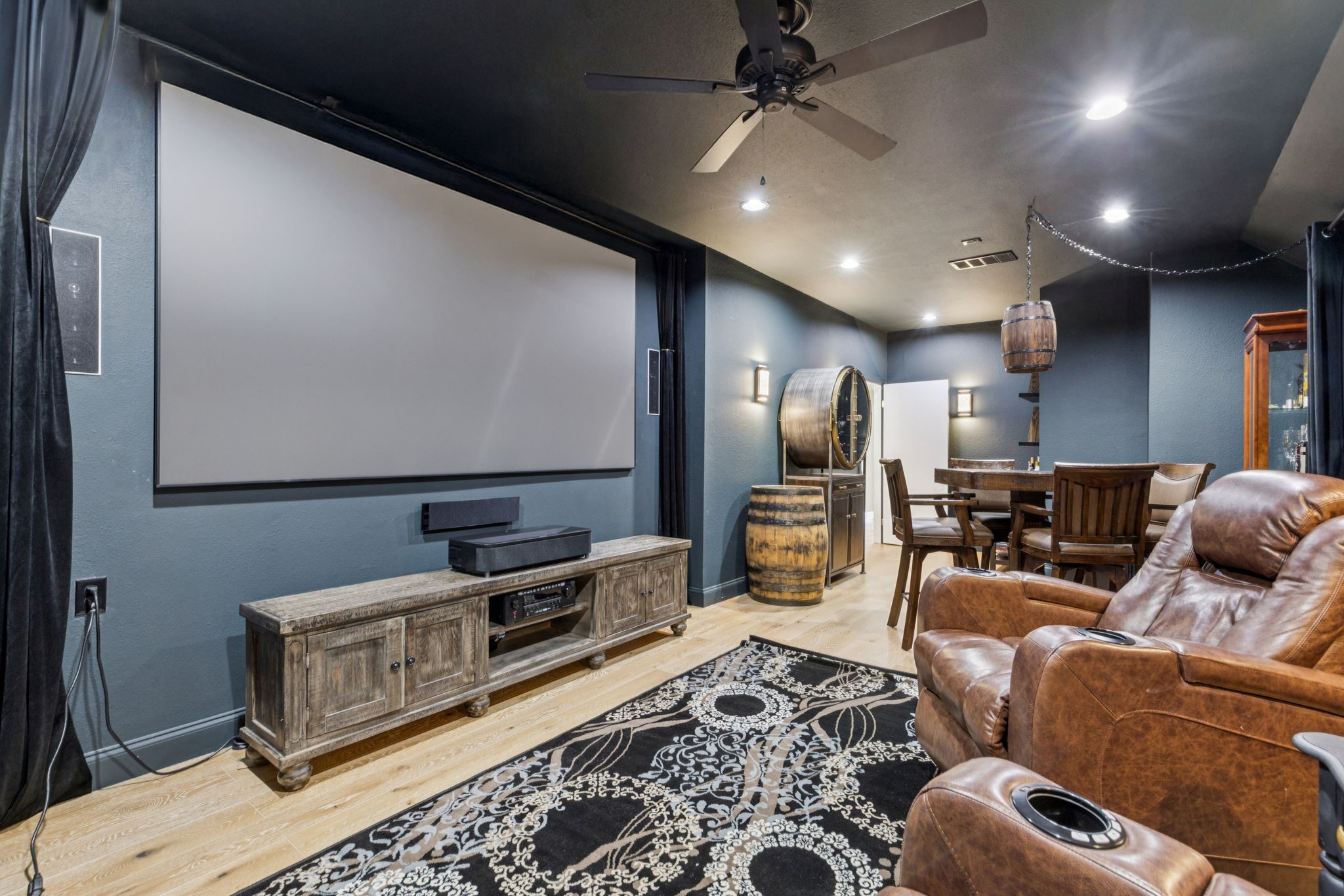 2706 Shady Hill Court