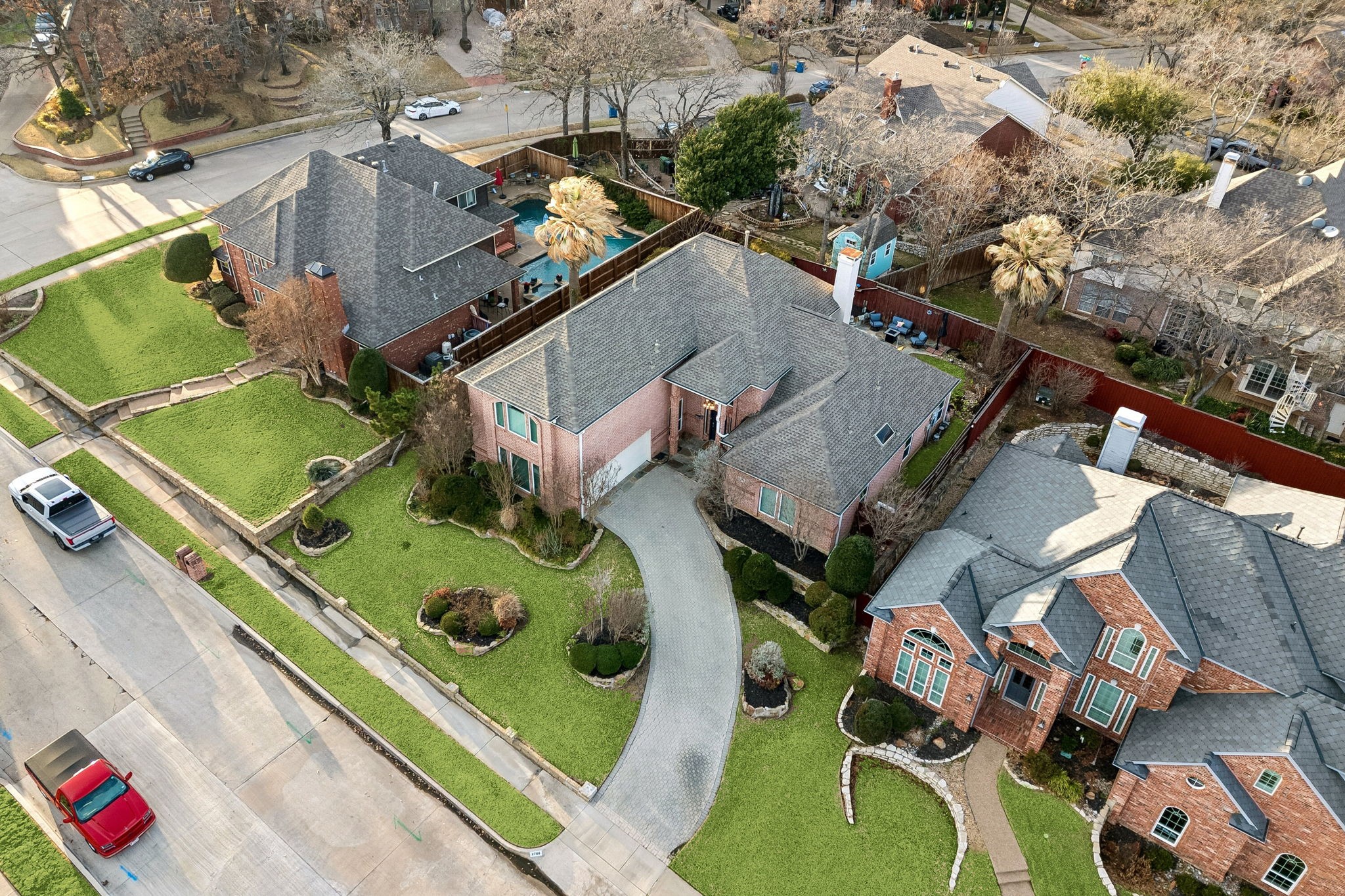 2706 Shady Hill Court