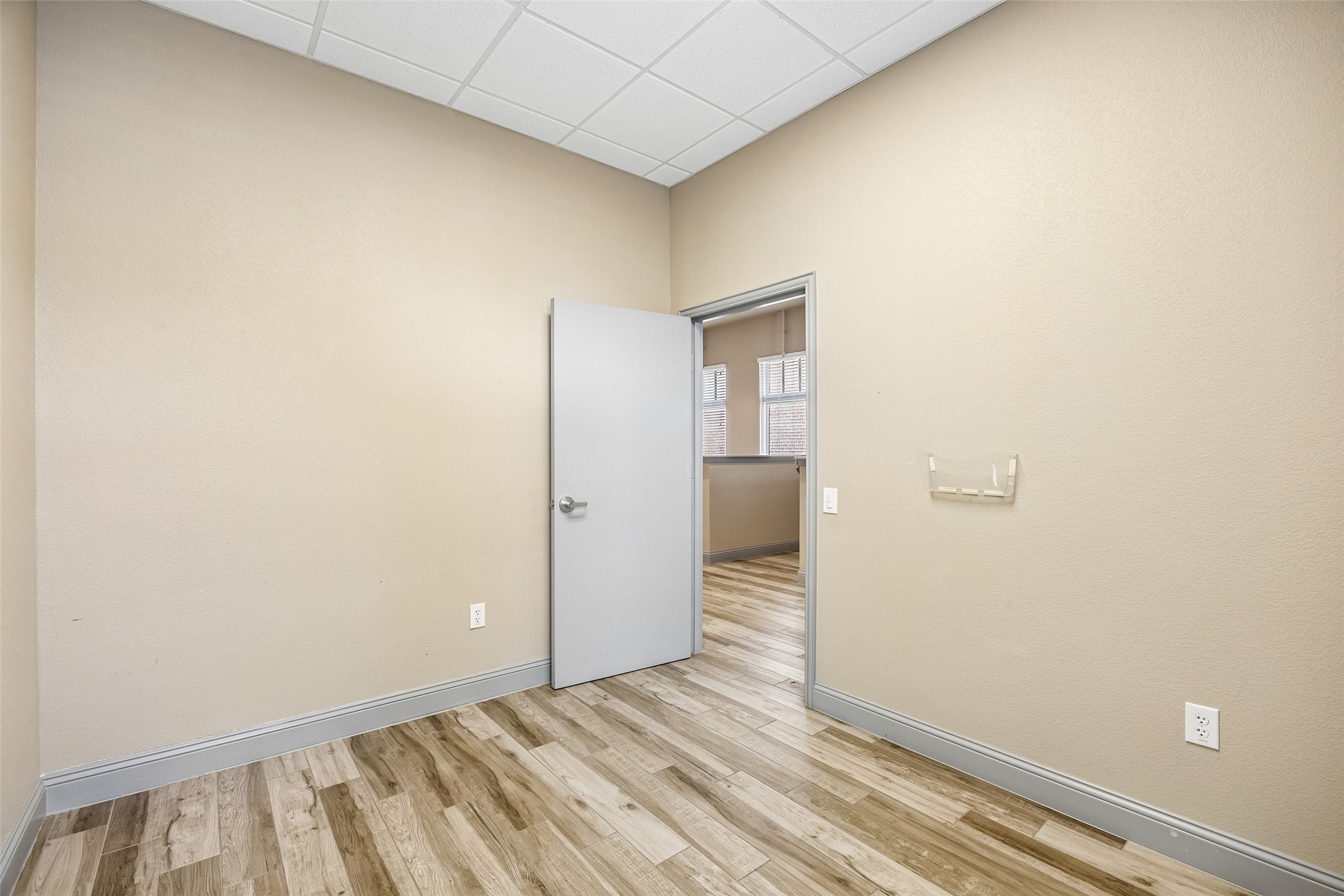 118 Lynn Avenue 202