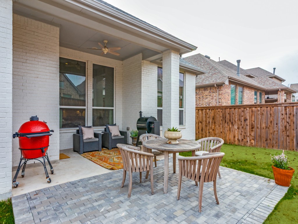 13612 Parkline Way