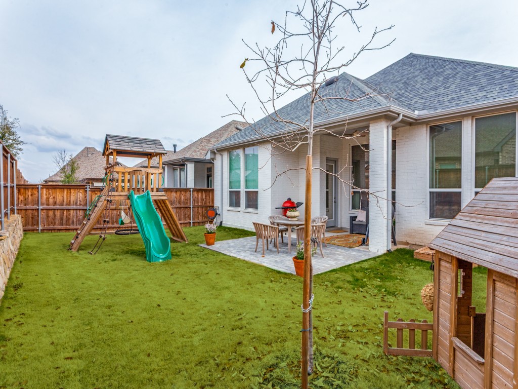 13612 Parkline Way