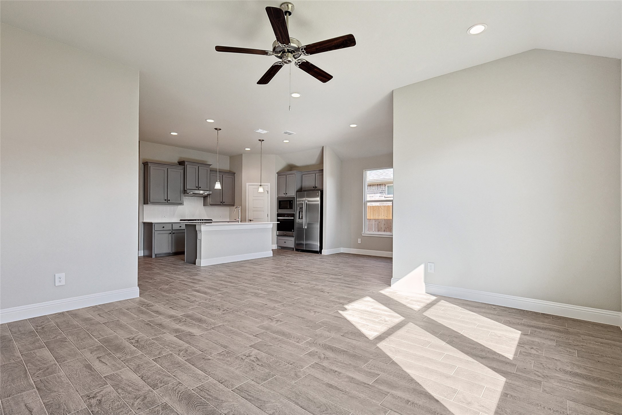 2217 Yellowhammer Road