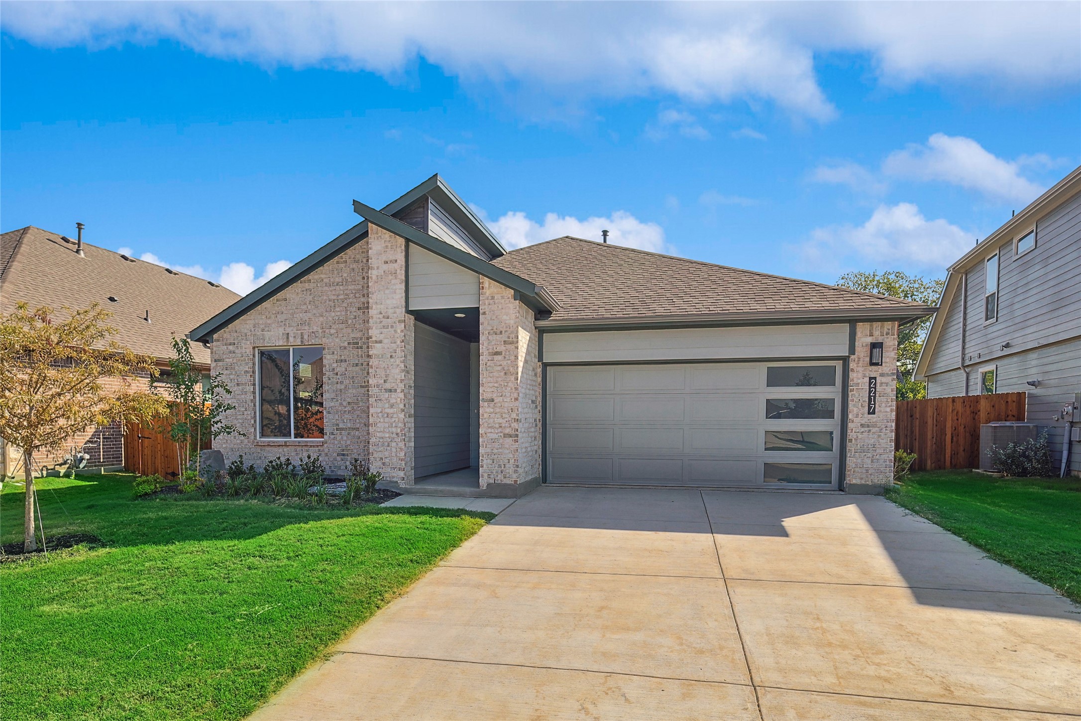 2217 Yellowhammer Road