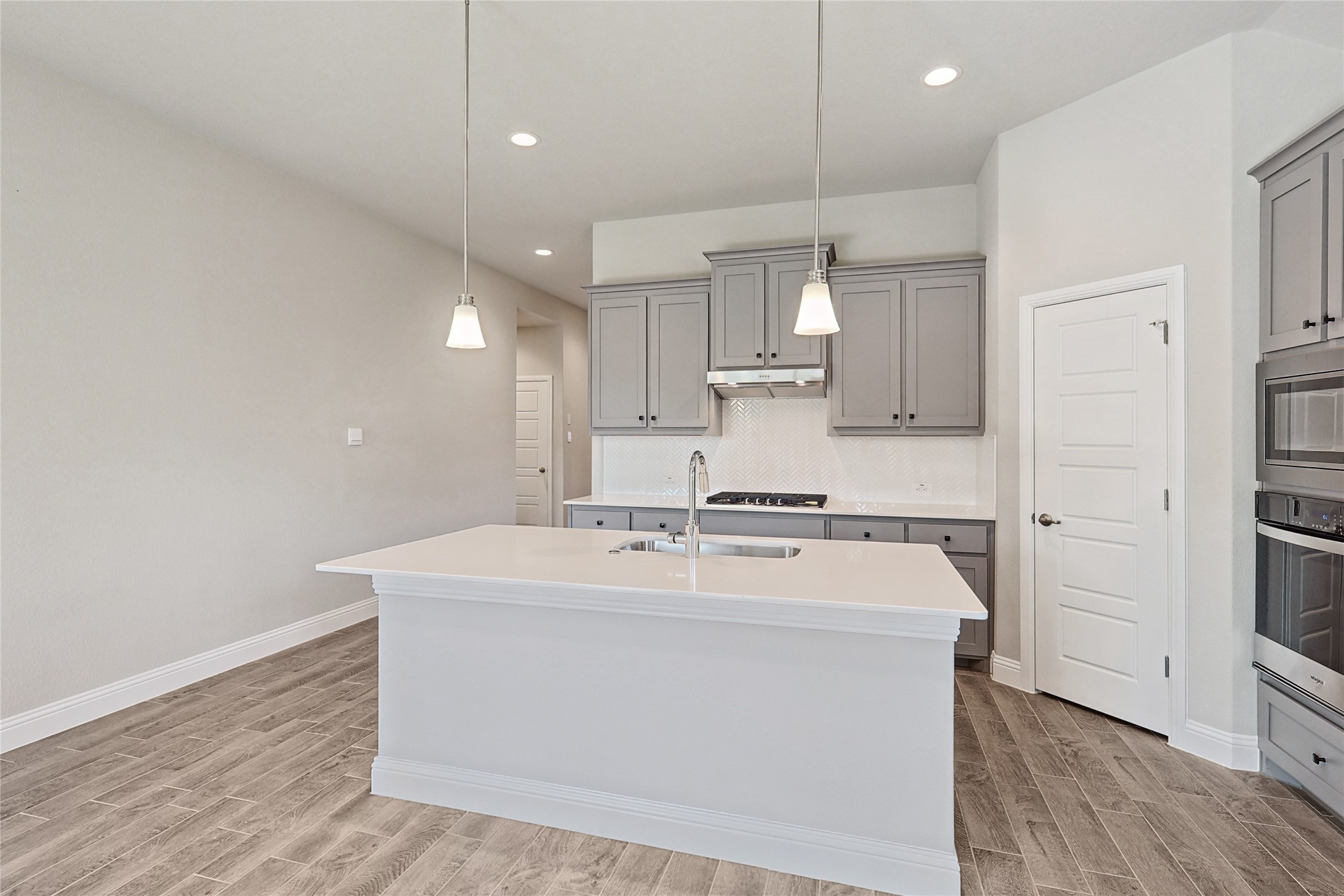 2217 Yellowhammer Road