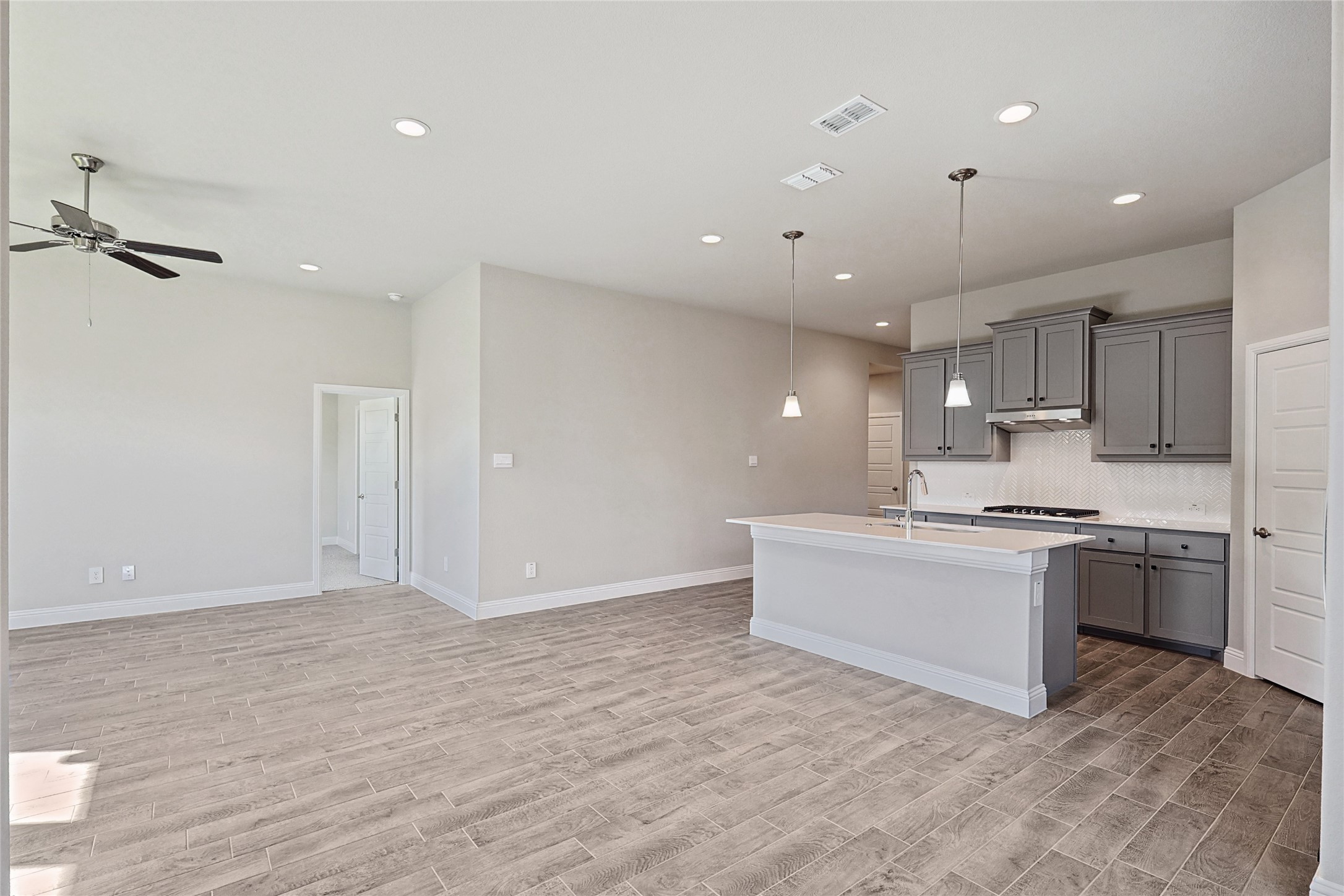 2217 Yellowhammer Road