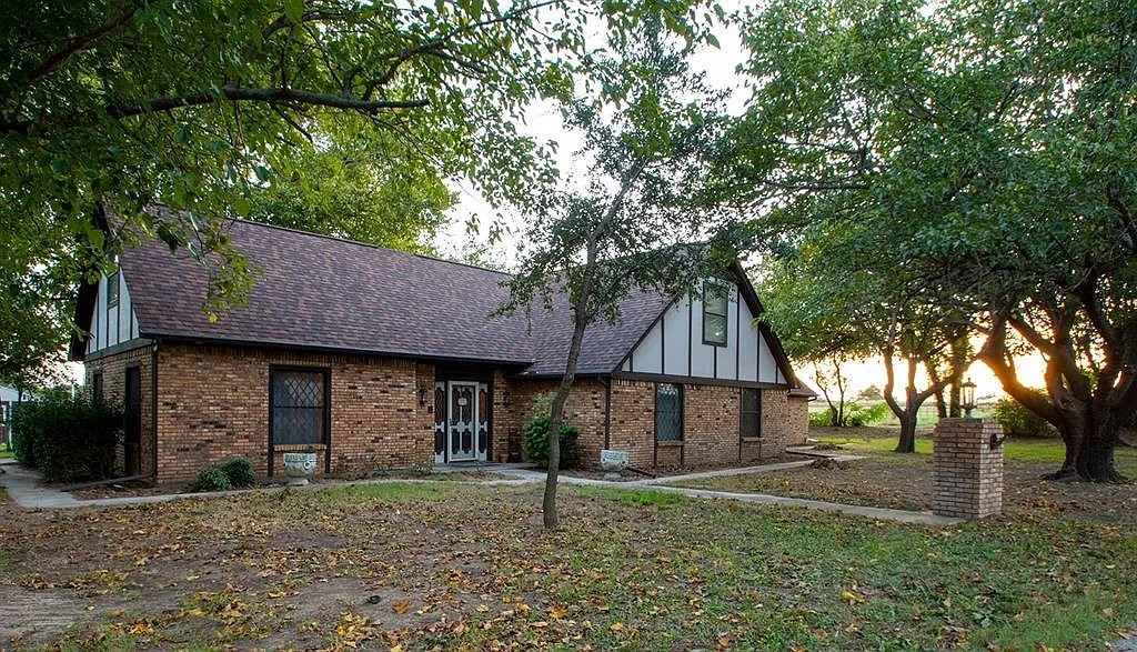 171 County Road 1160