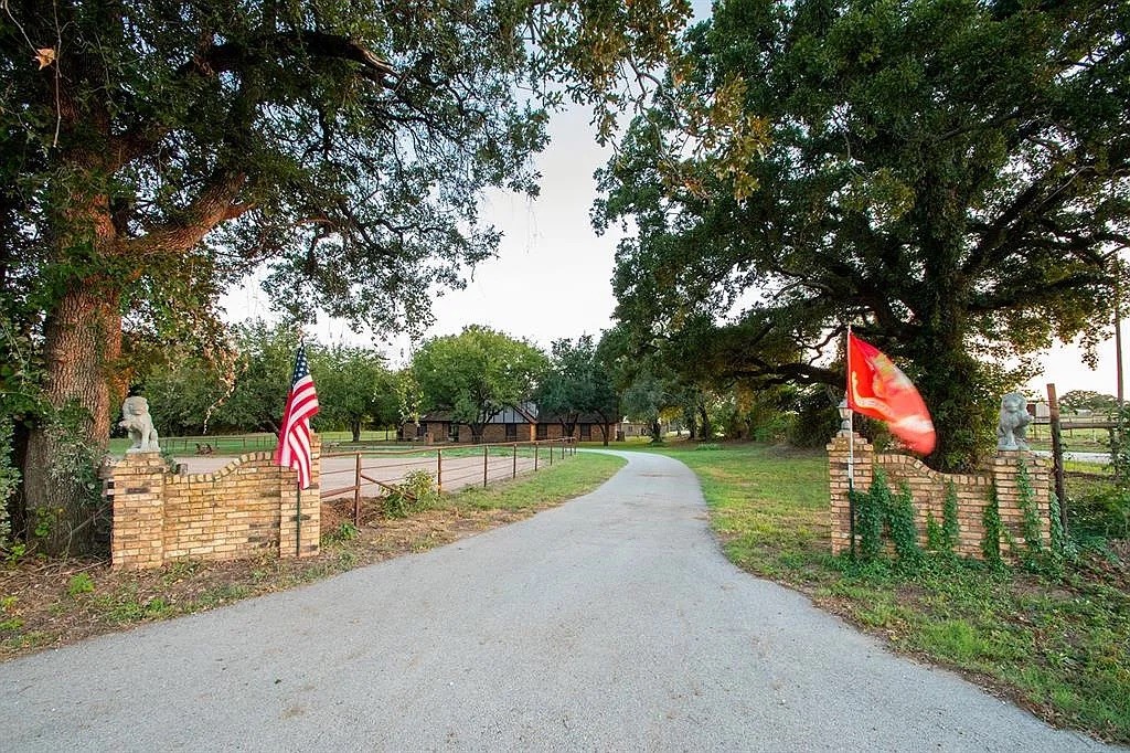 171 County Road 1160