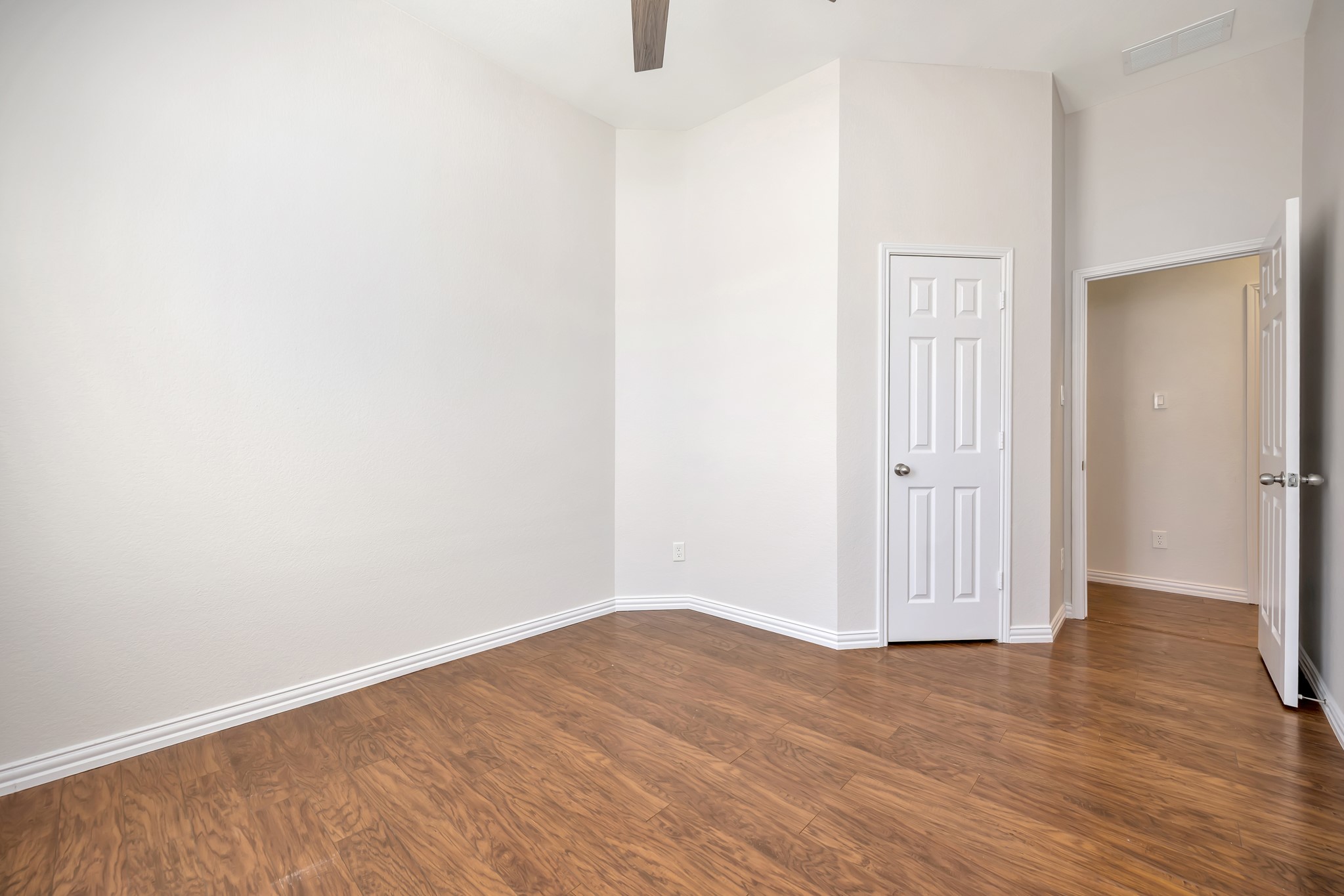 13913 Gallant Fox Court