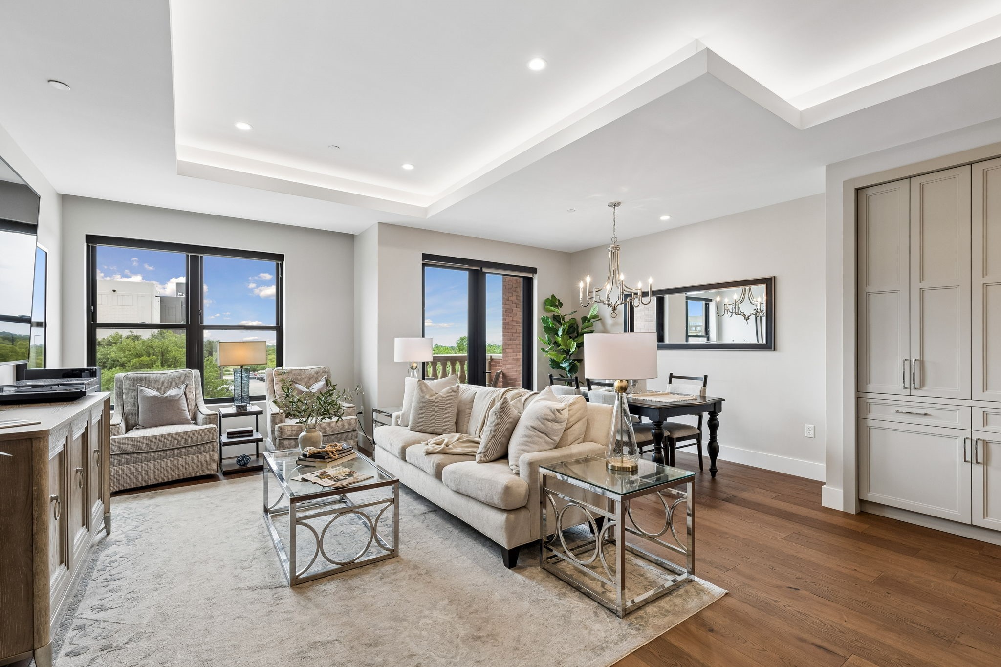 350 Central Avenue 210