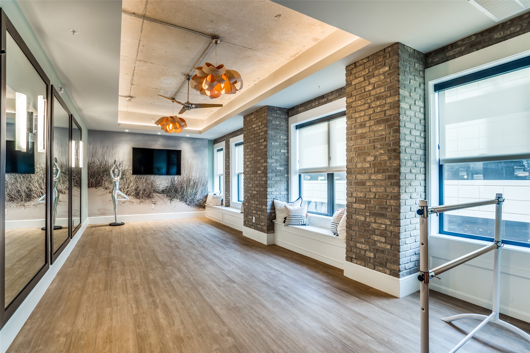 350 Central Avenue 410