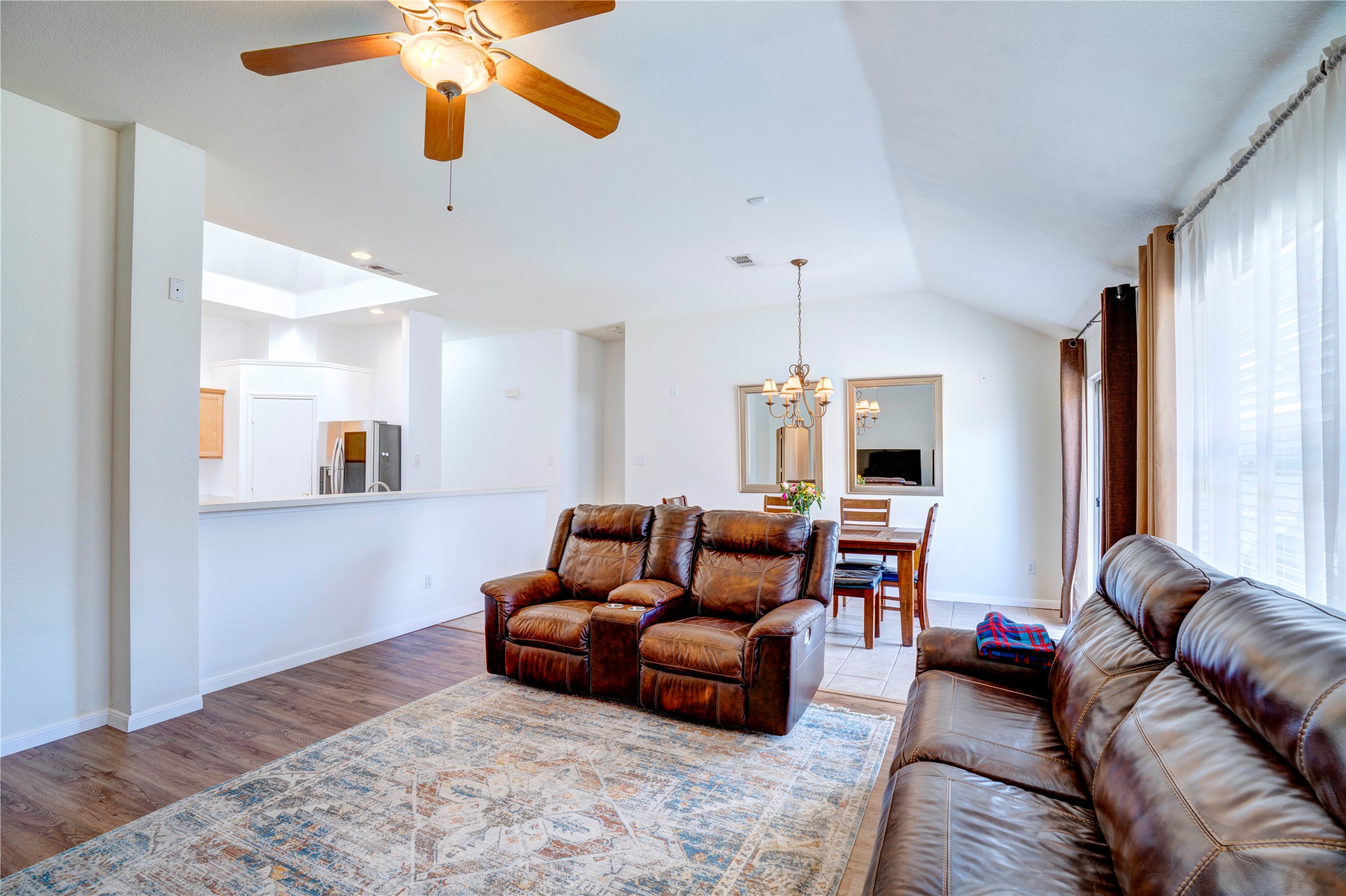 1107 Deer Valley Lane