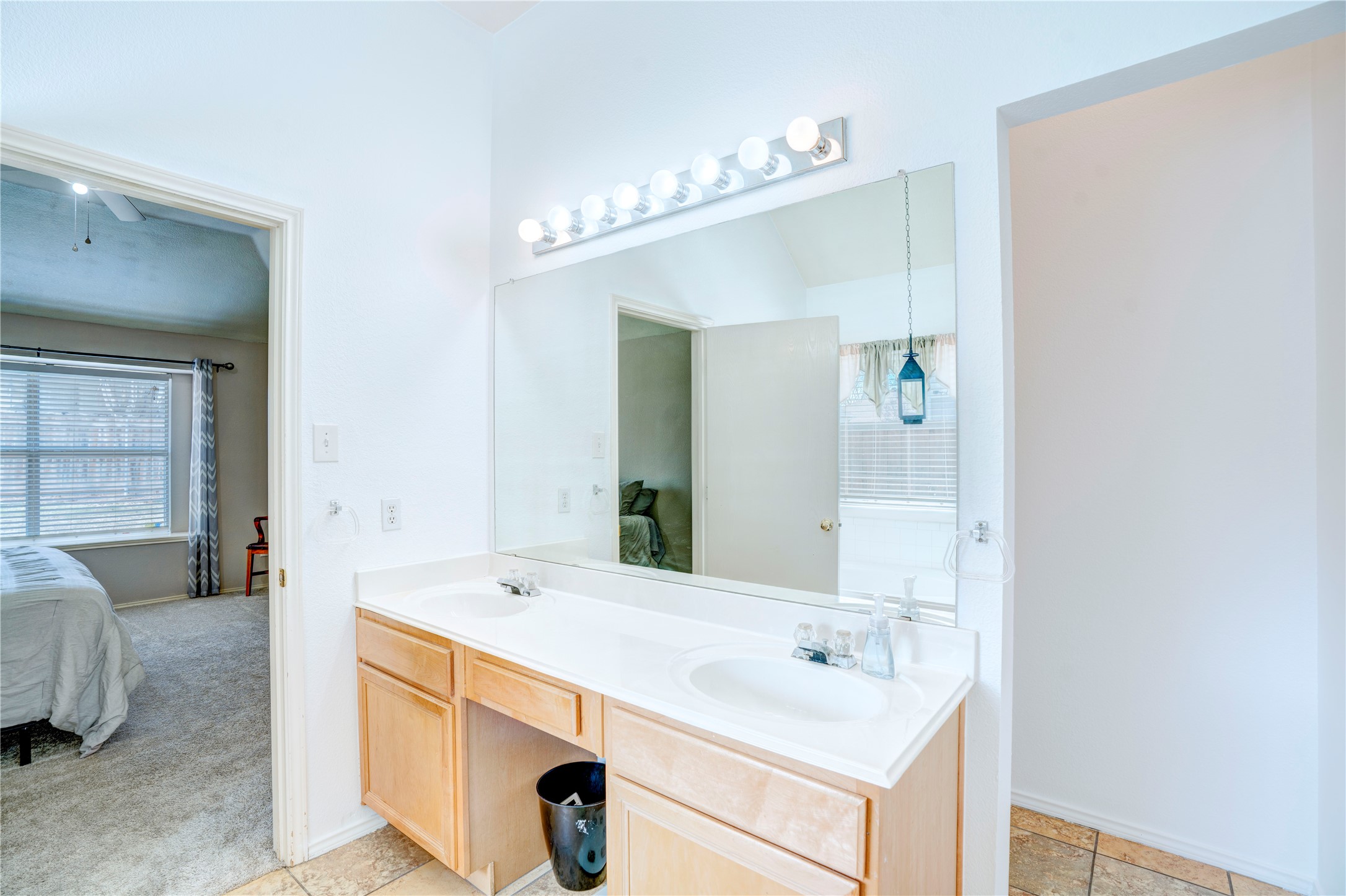 1107 Deer Valley Lane