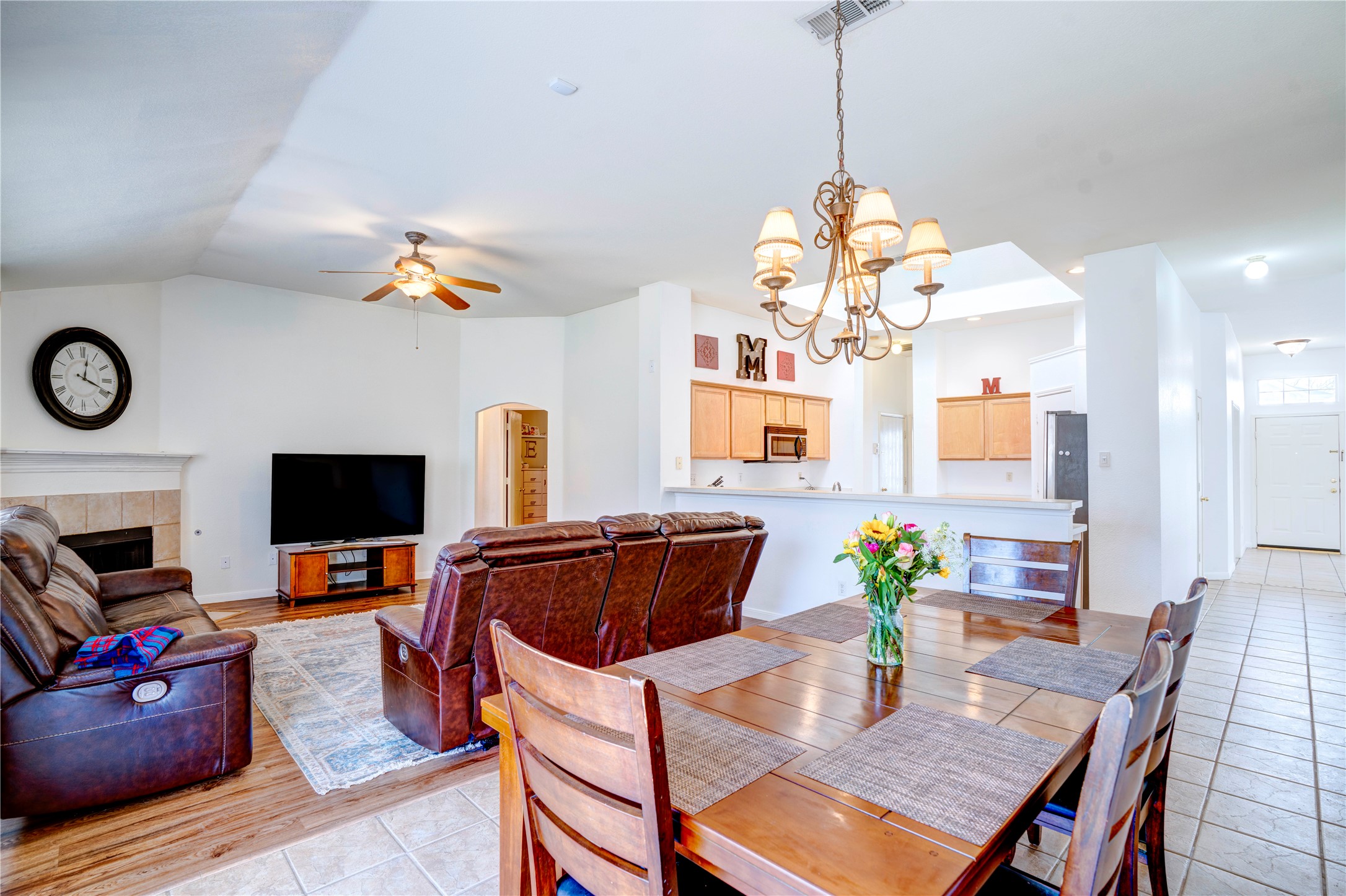 1107 Deer Valley Lane