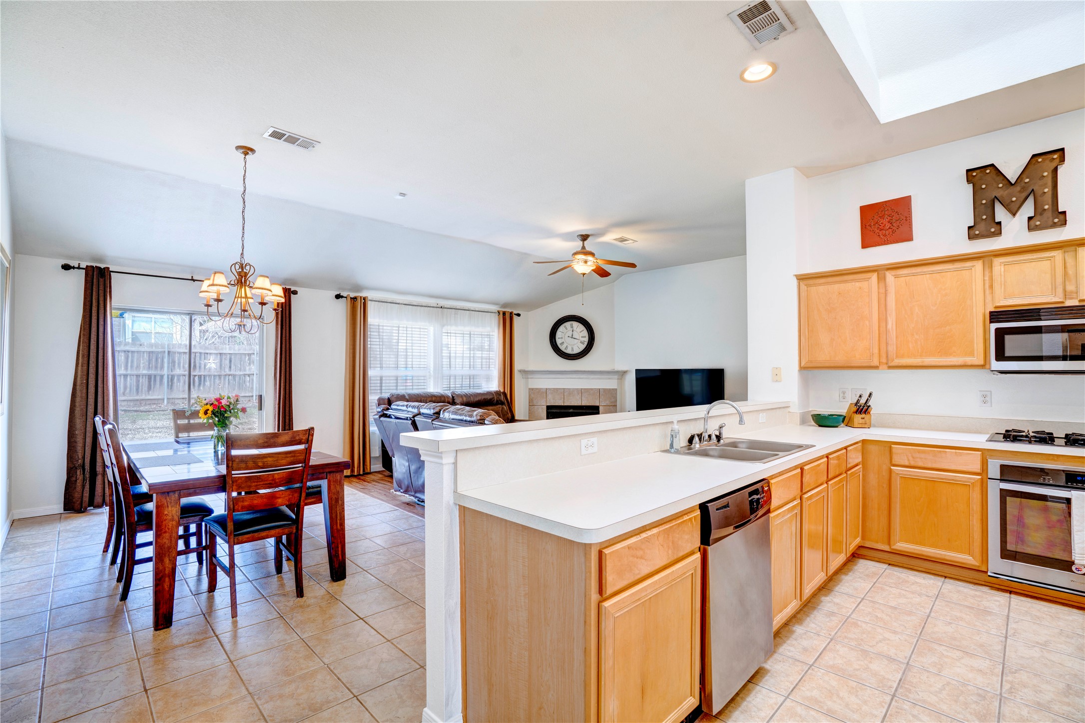 1107 Deer Valley Lane
