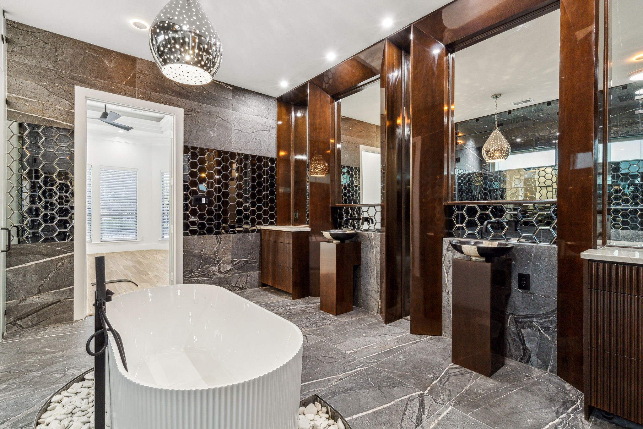 1229 Strathmore Drive