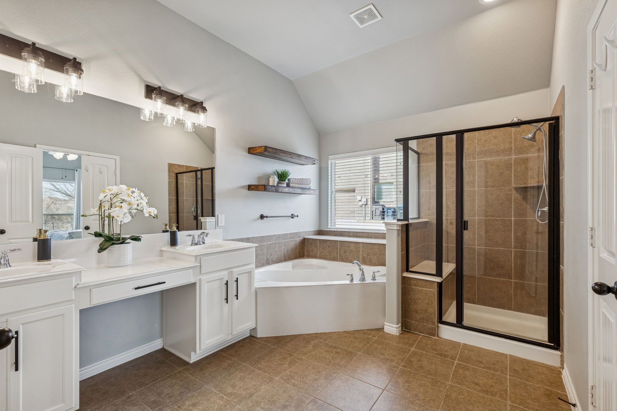 6120 Lamb Creek Drive