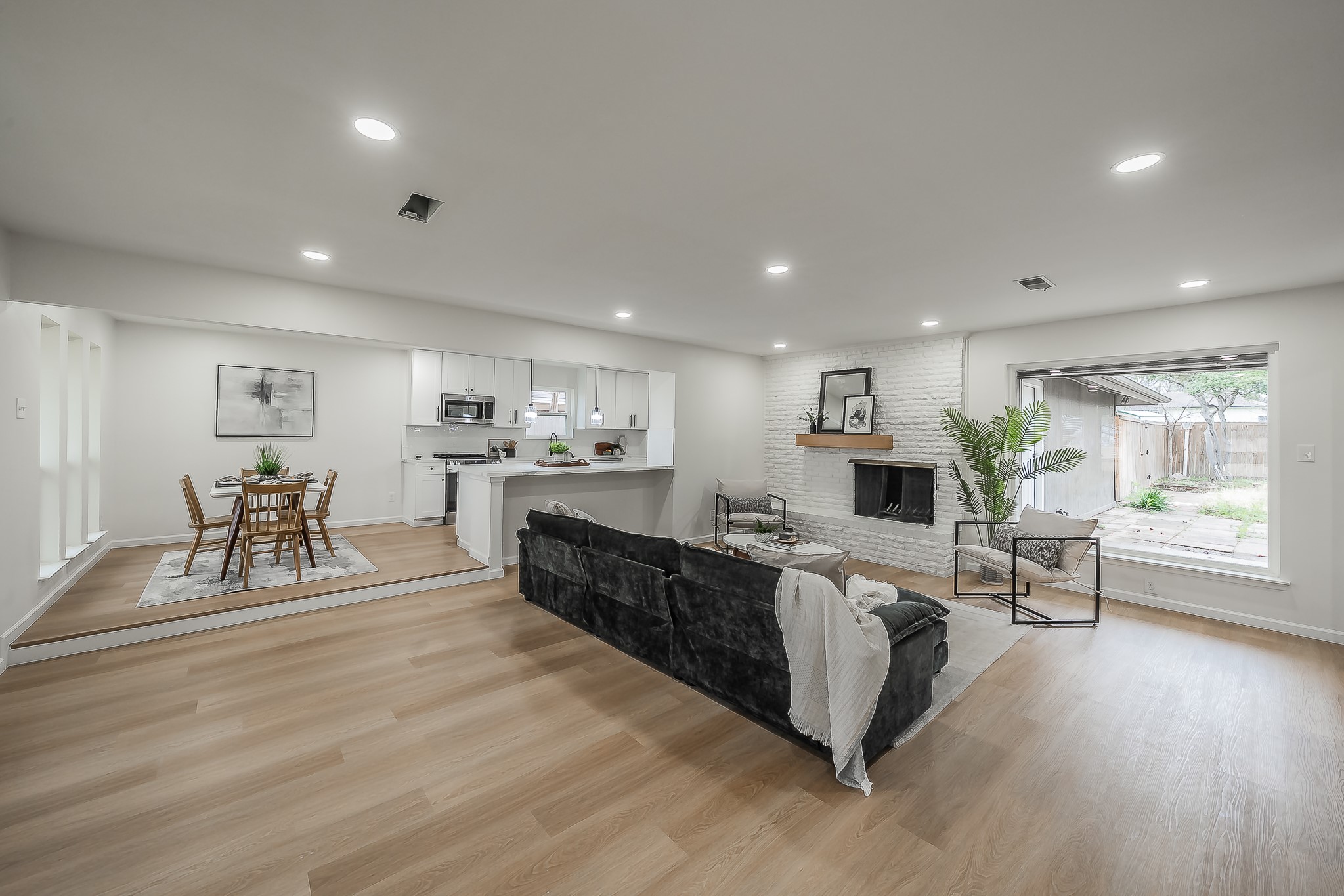 13551 Rawhide Parkway