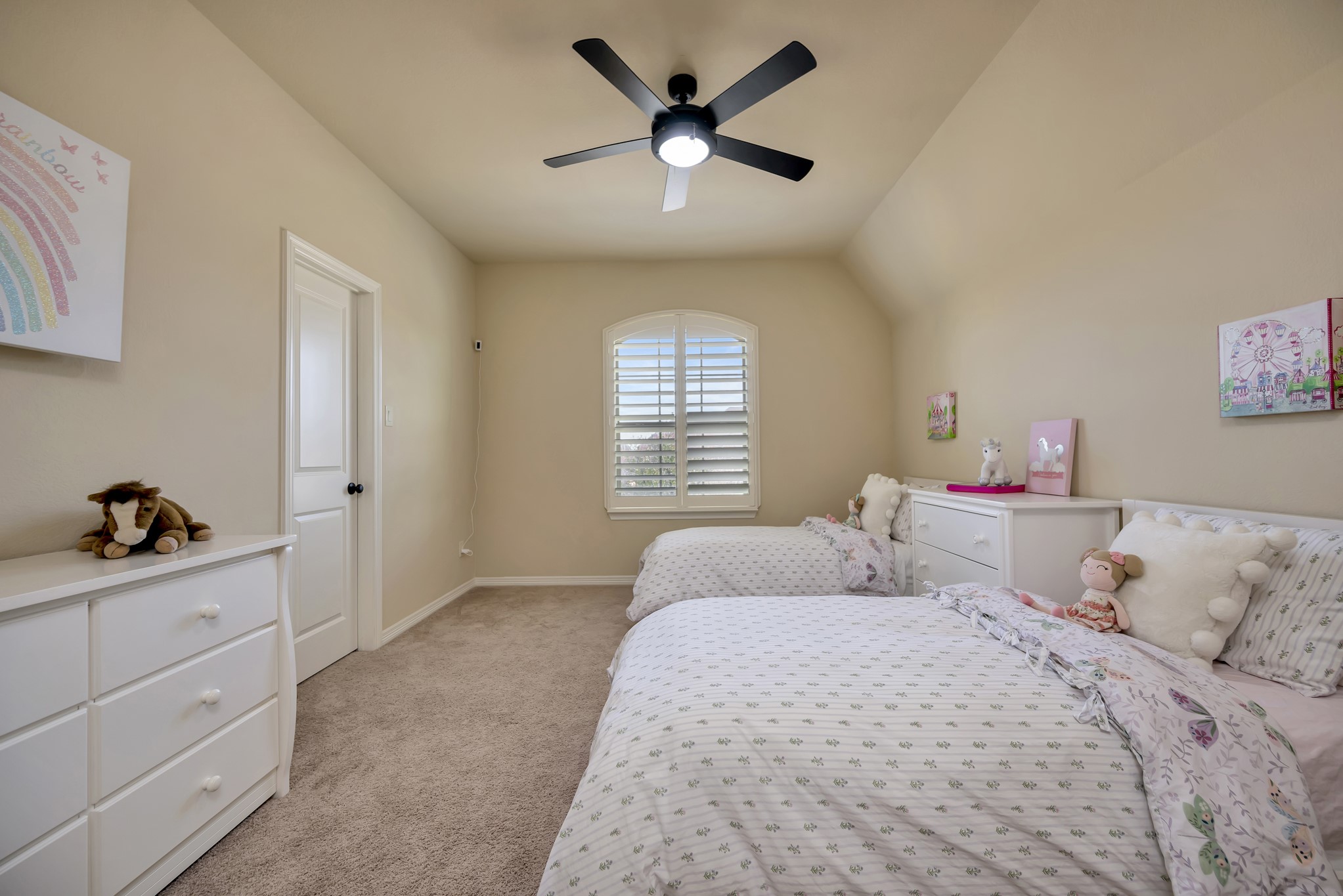 1009 Holston Hills Trail