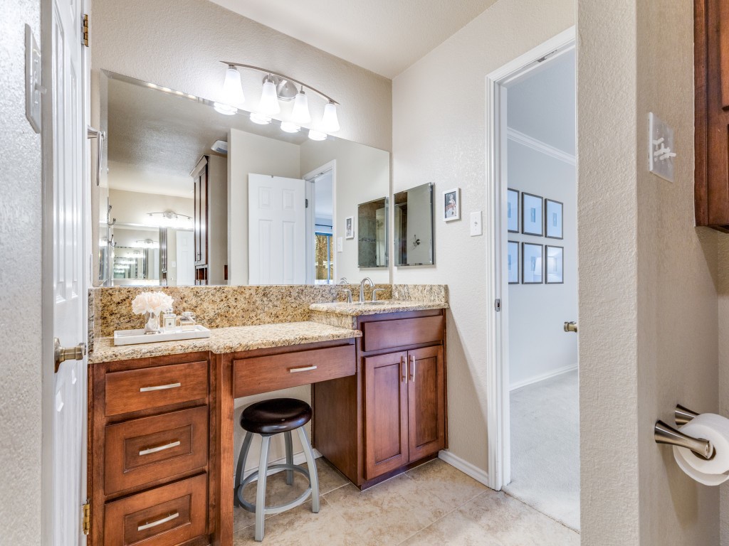 932 Western Trail