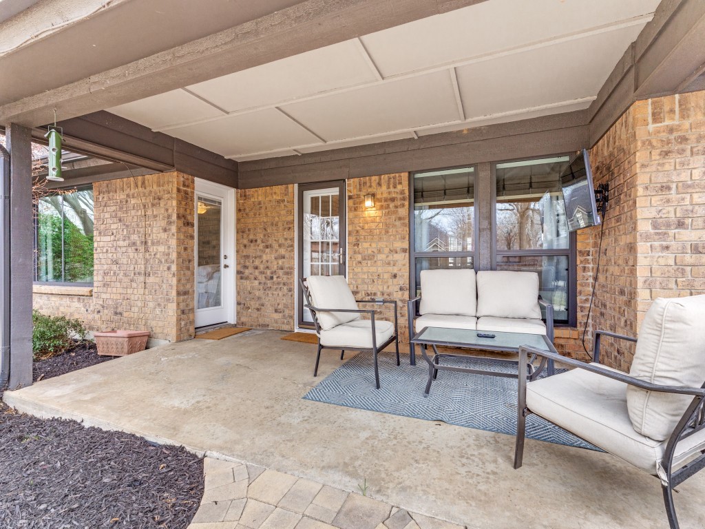 932 Western Trail