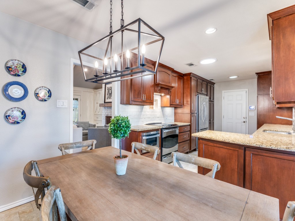 932 Western Trail