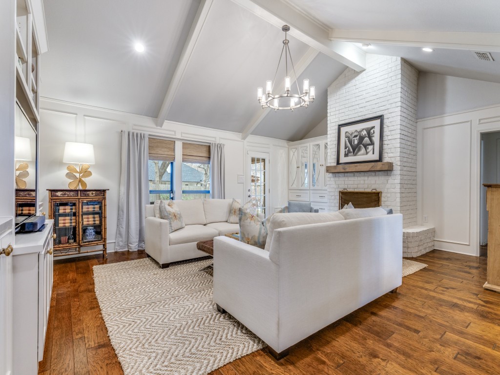 932 Western Trail
