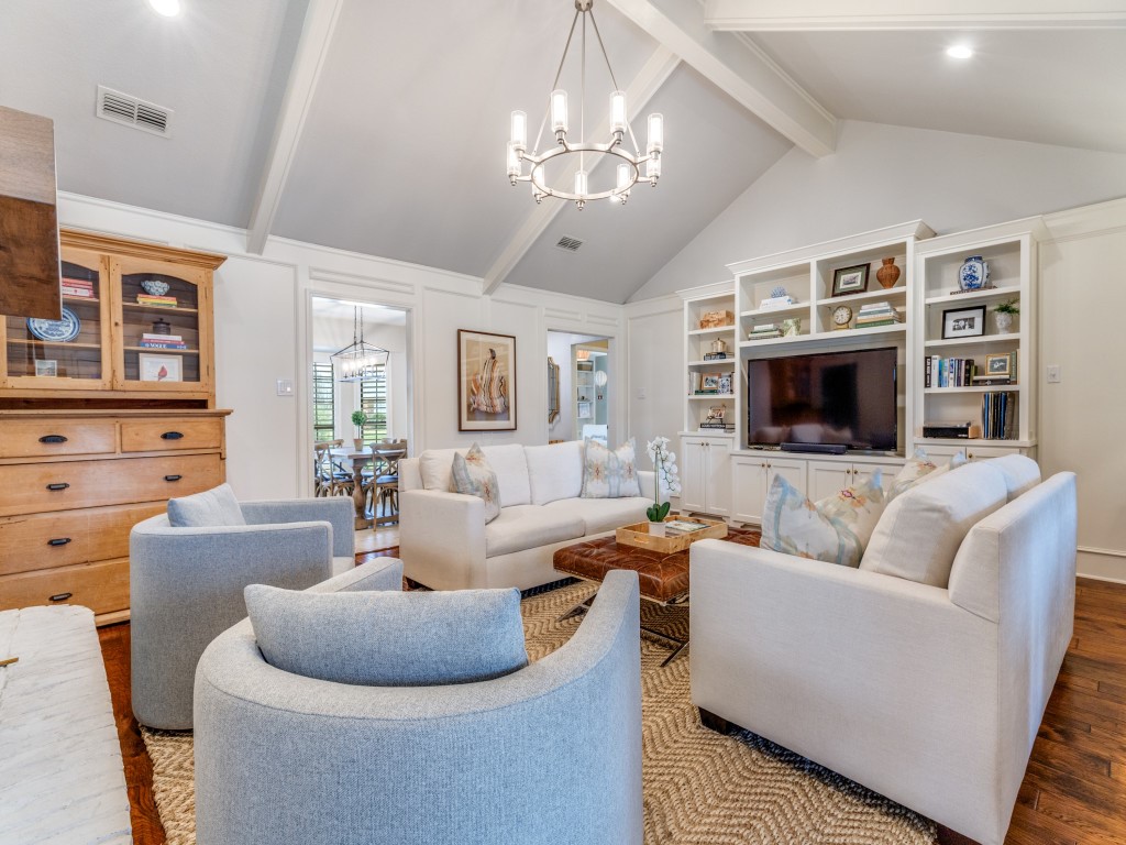 932 Western Trail