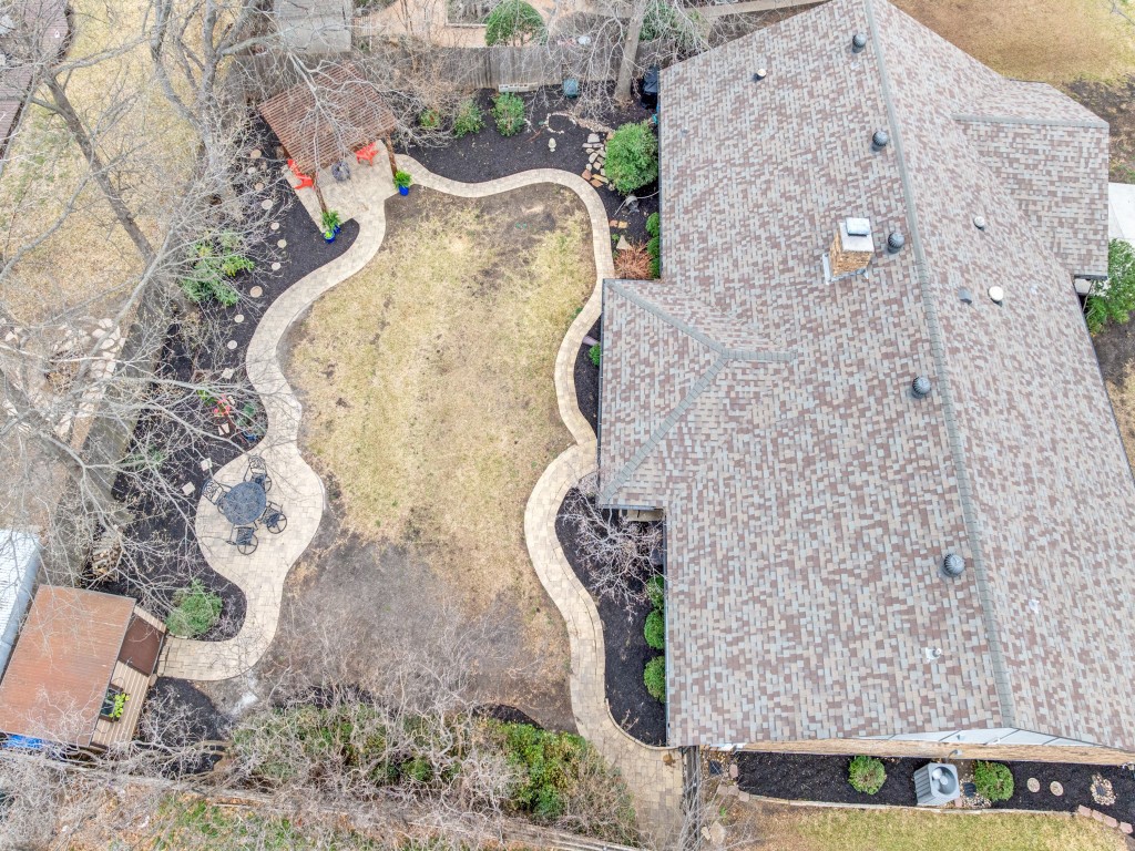 932 Western Trail