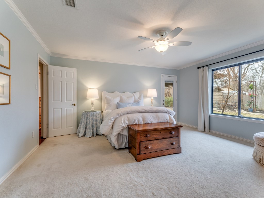 932 Western Trail