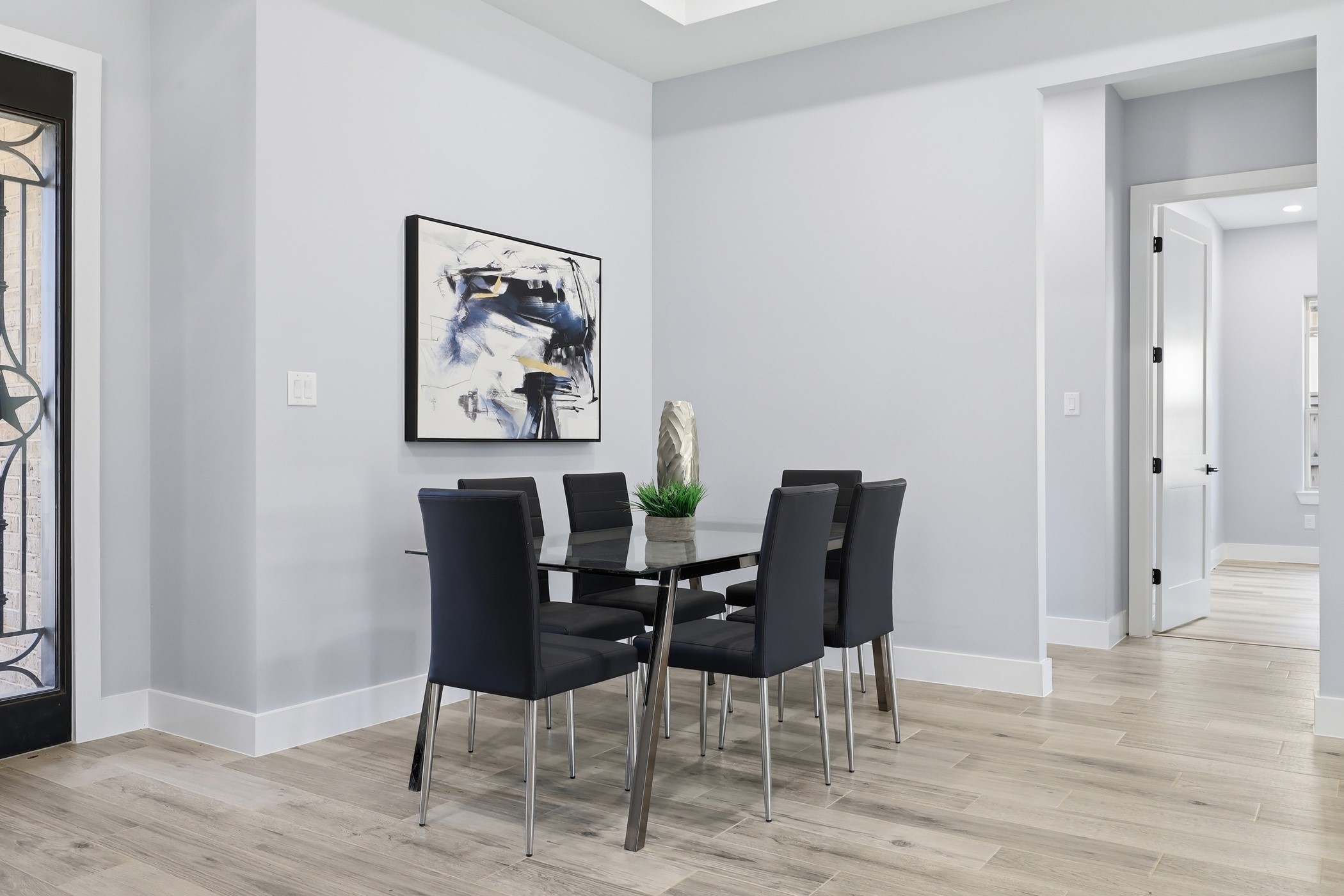 707 Ross Trail