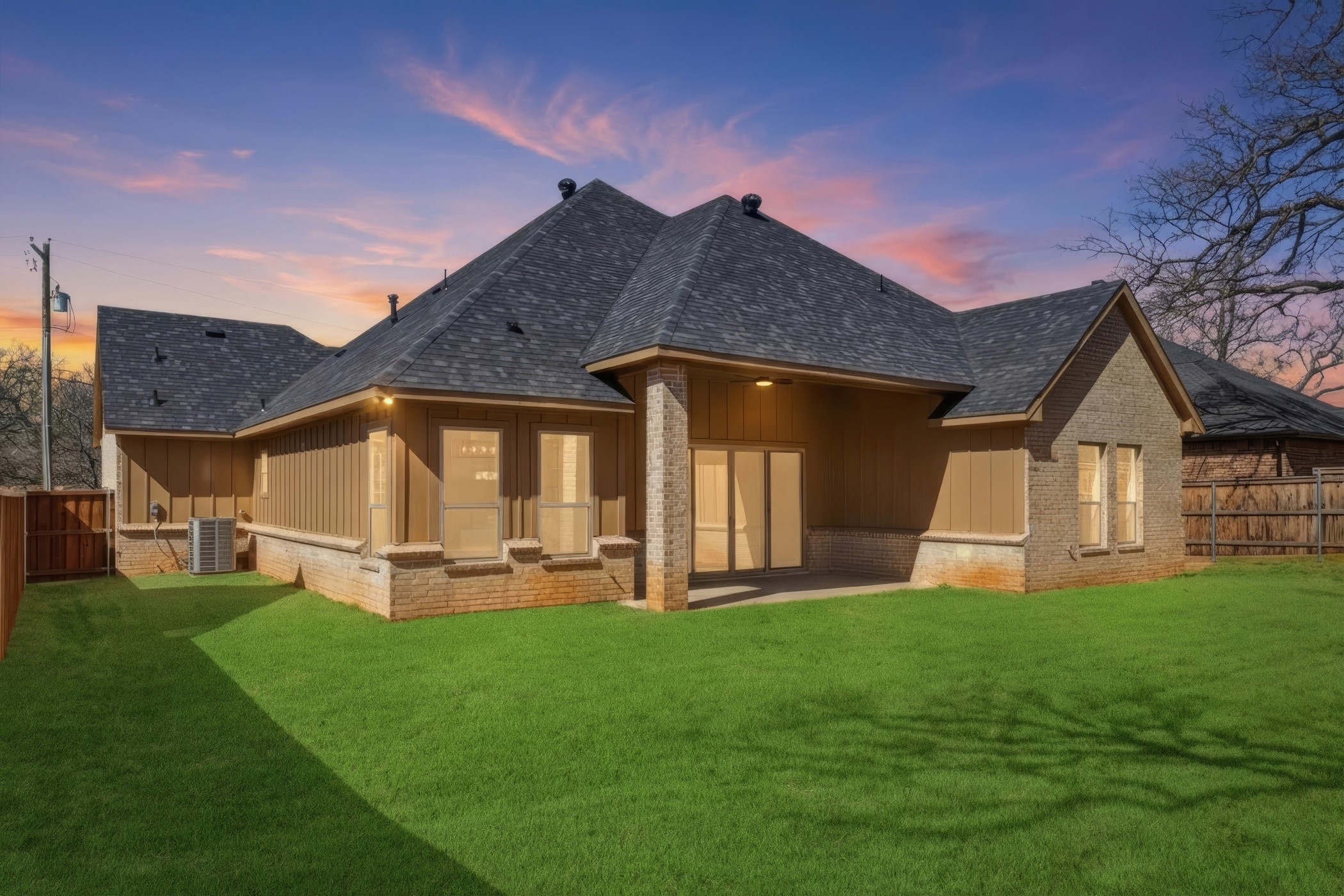 707 Ross Trail