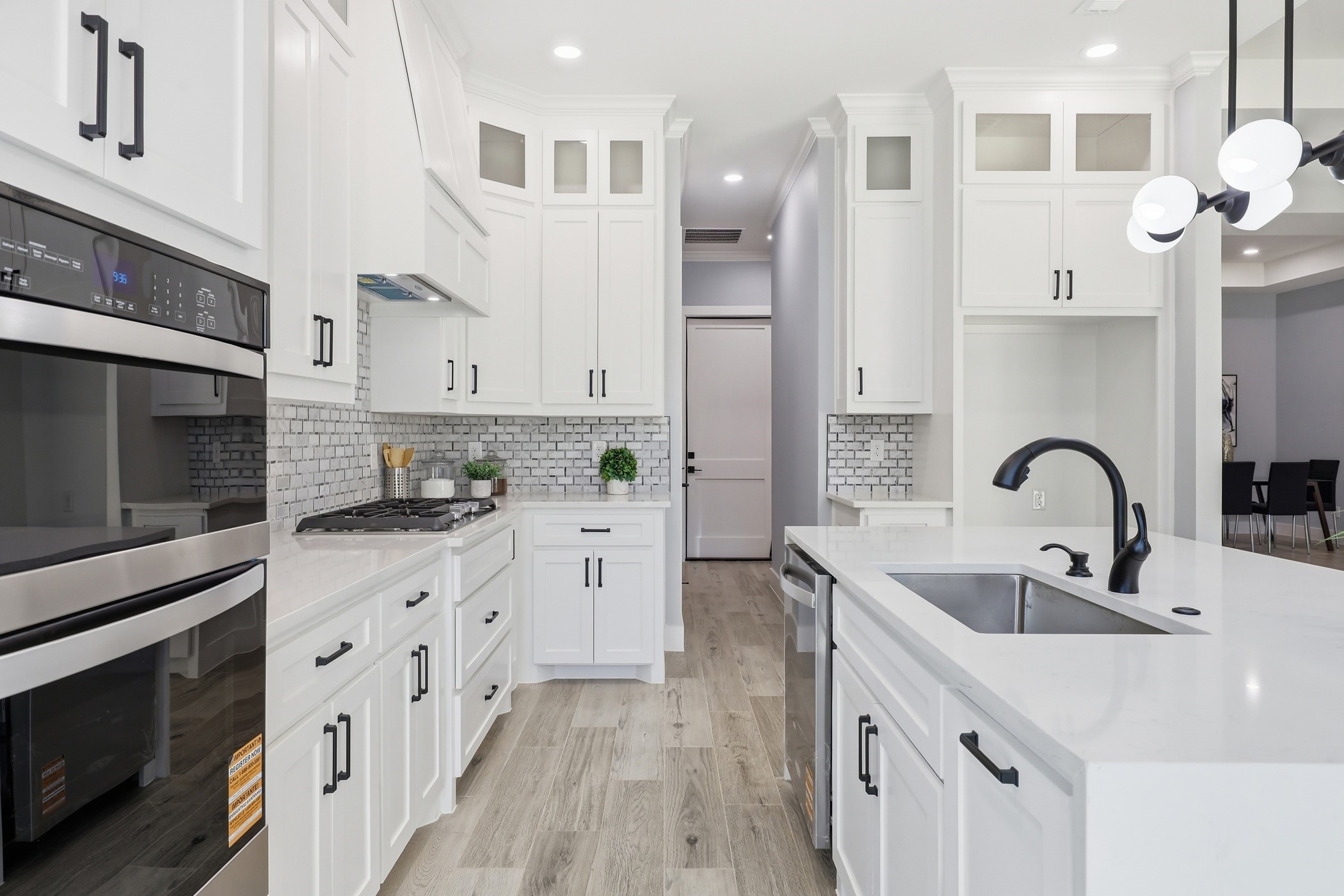 707 Ross Trail