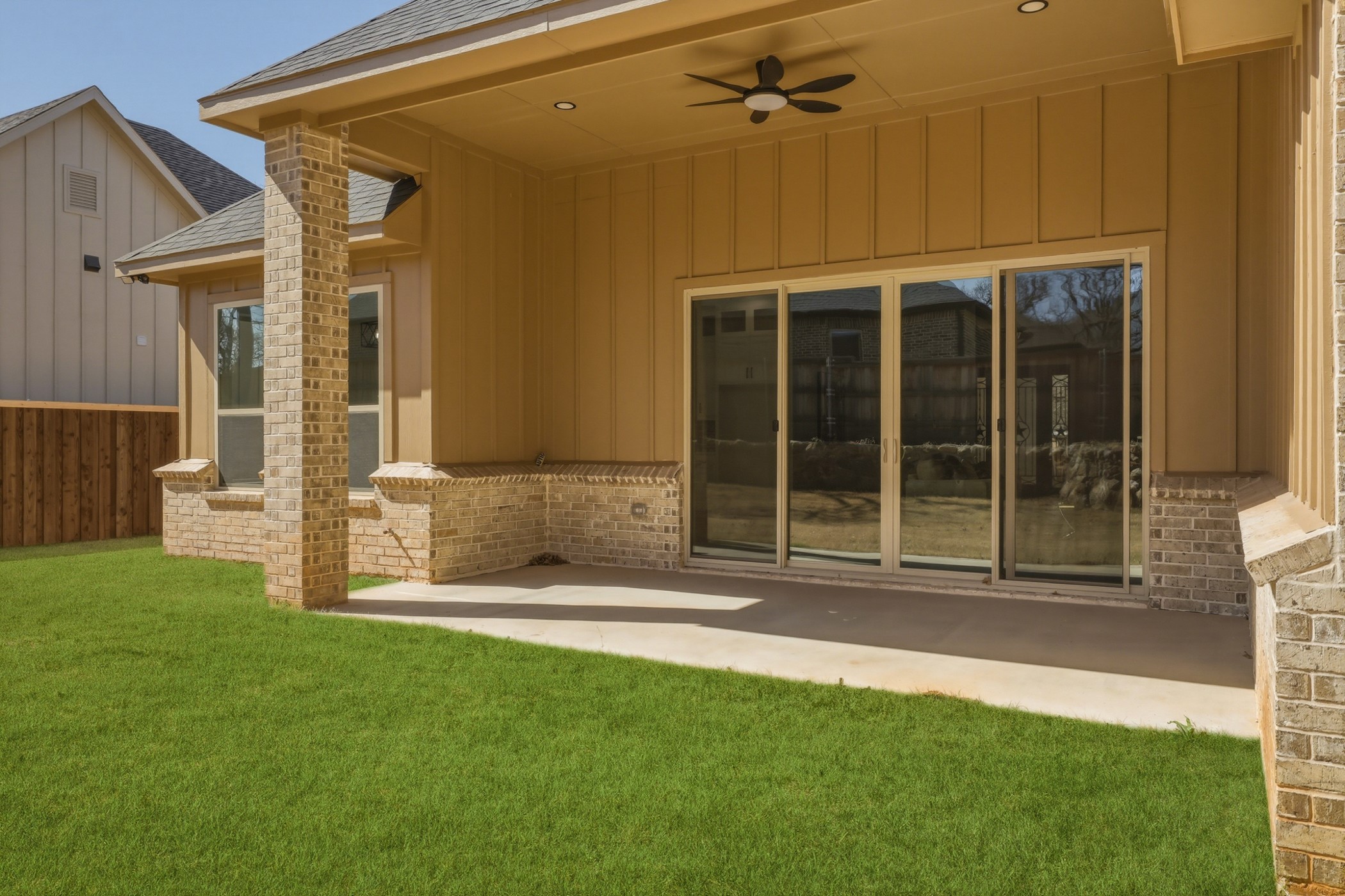 707 Ross Trail