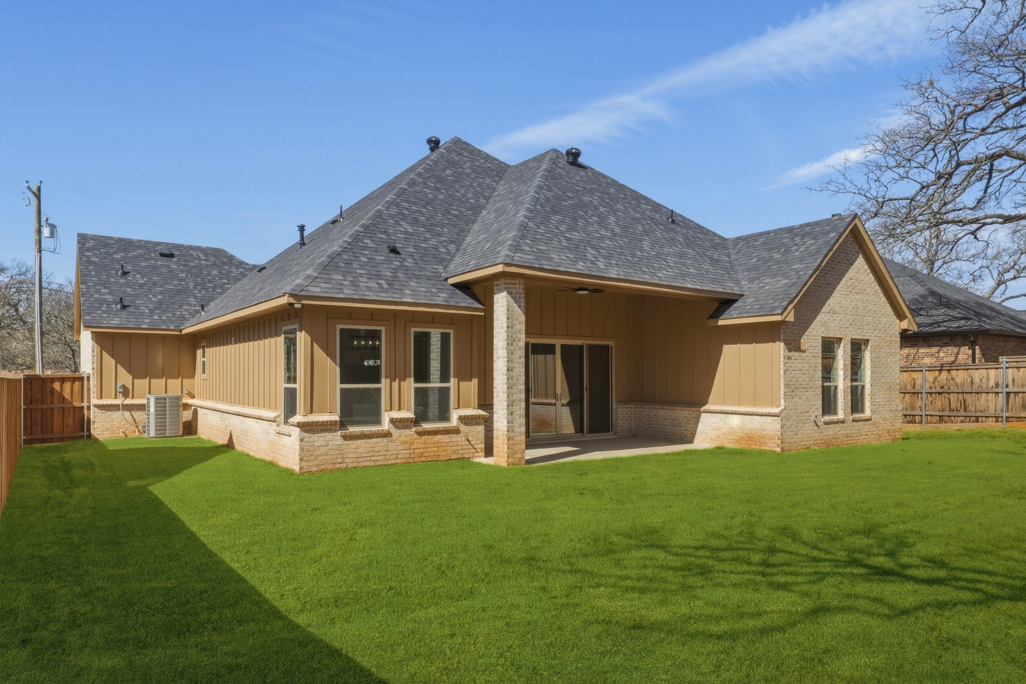 707 Ross Trail