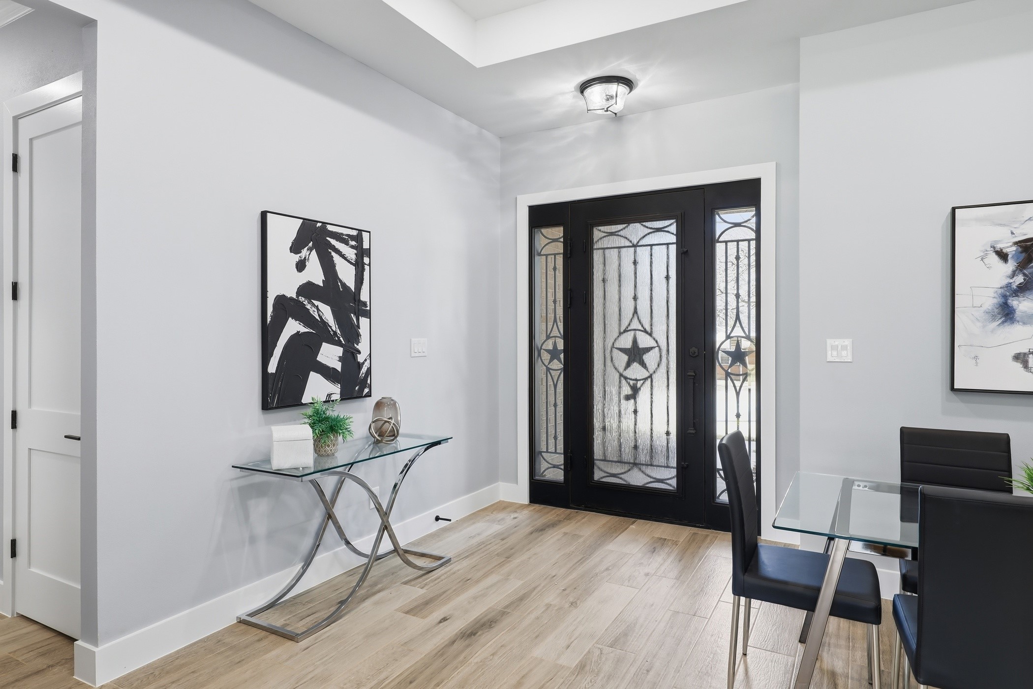 707 Ross Trail
