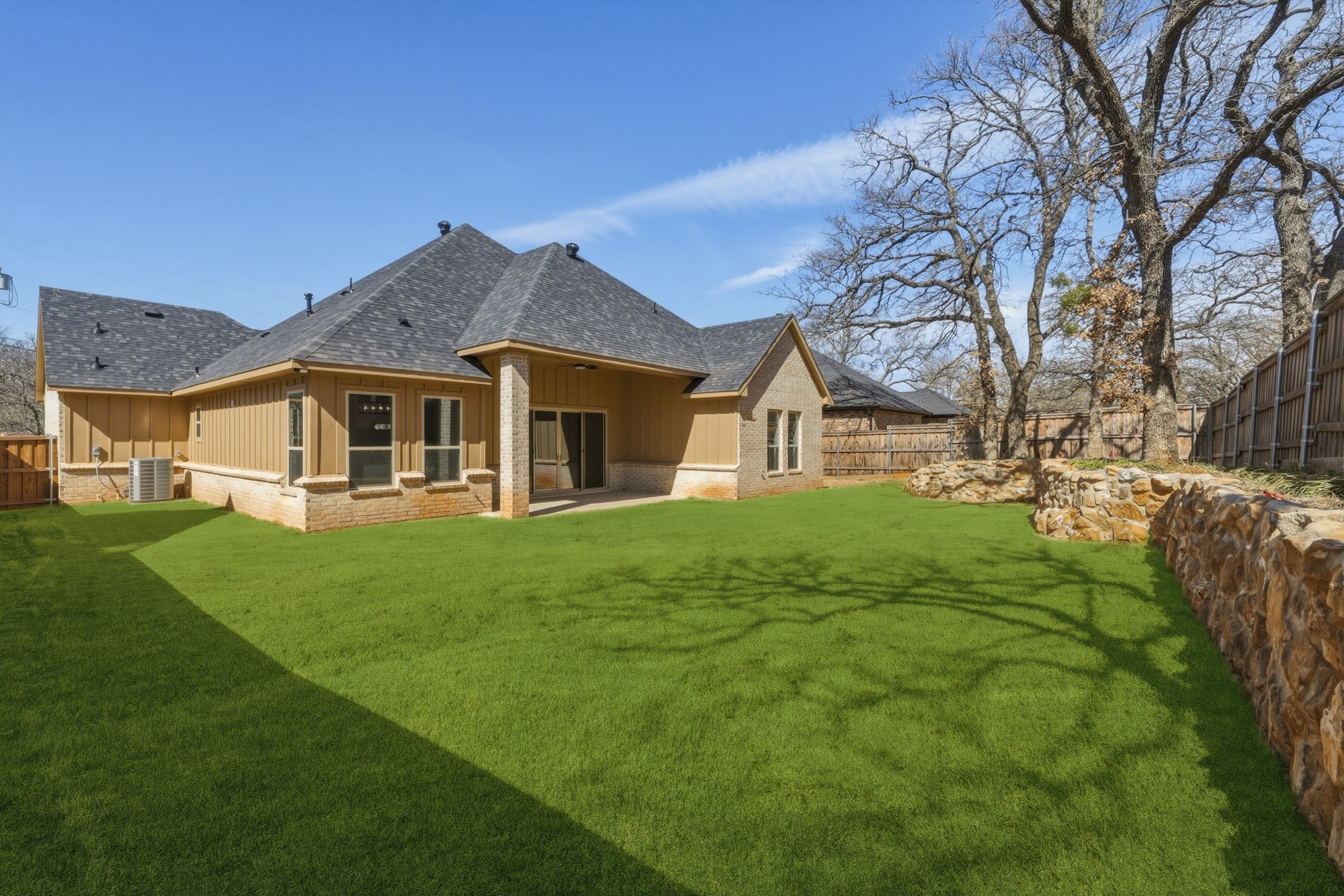 707 Ross Trail