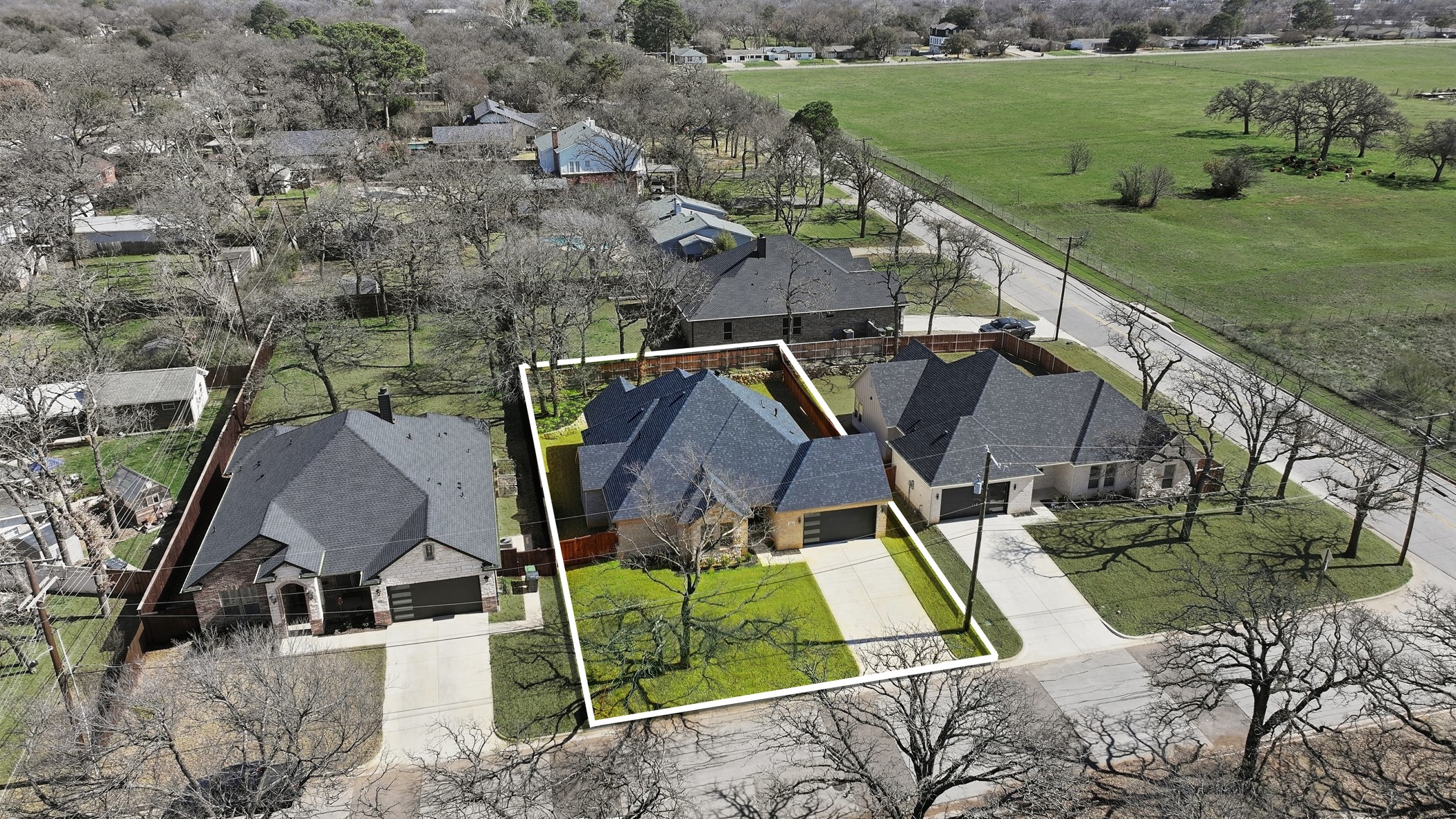 707 Ross Trail