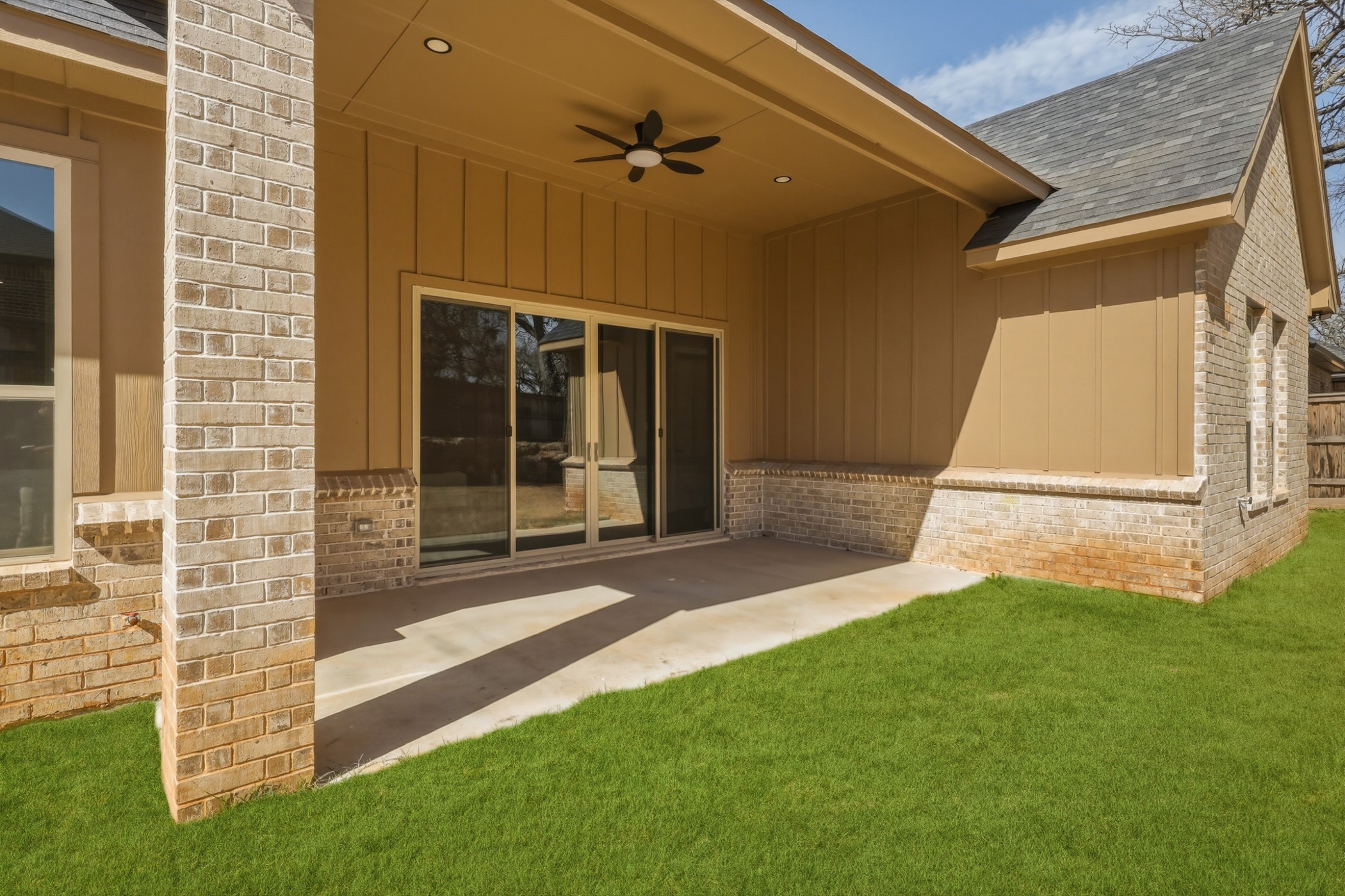 707 Ross Trail
