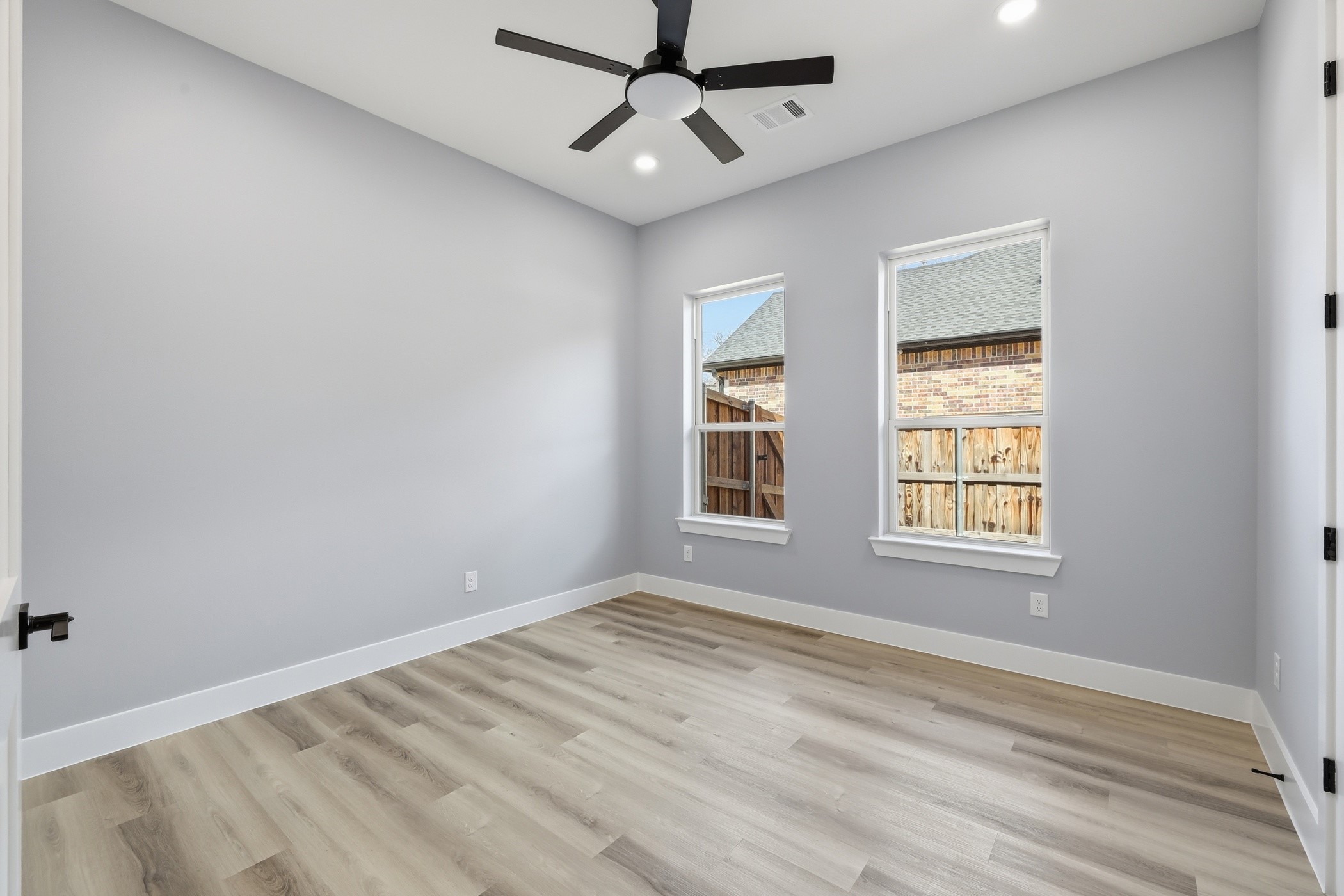 707 Ross Trail